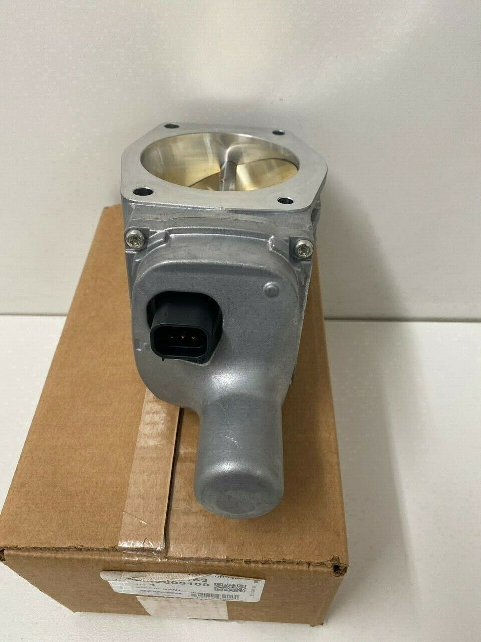 Genuine Holden VE VF WM WN V8 Throttle Body - Part #12605109 - Compatible with Commodore, Caprice & Ute Models - Perfect for Engine Performance Upgrades & Repairs