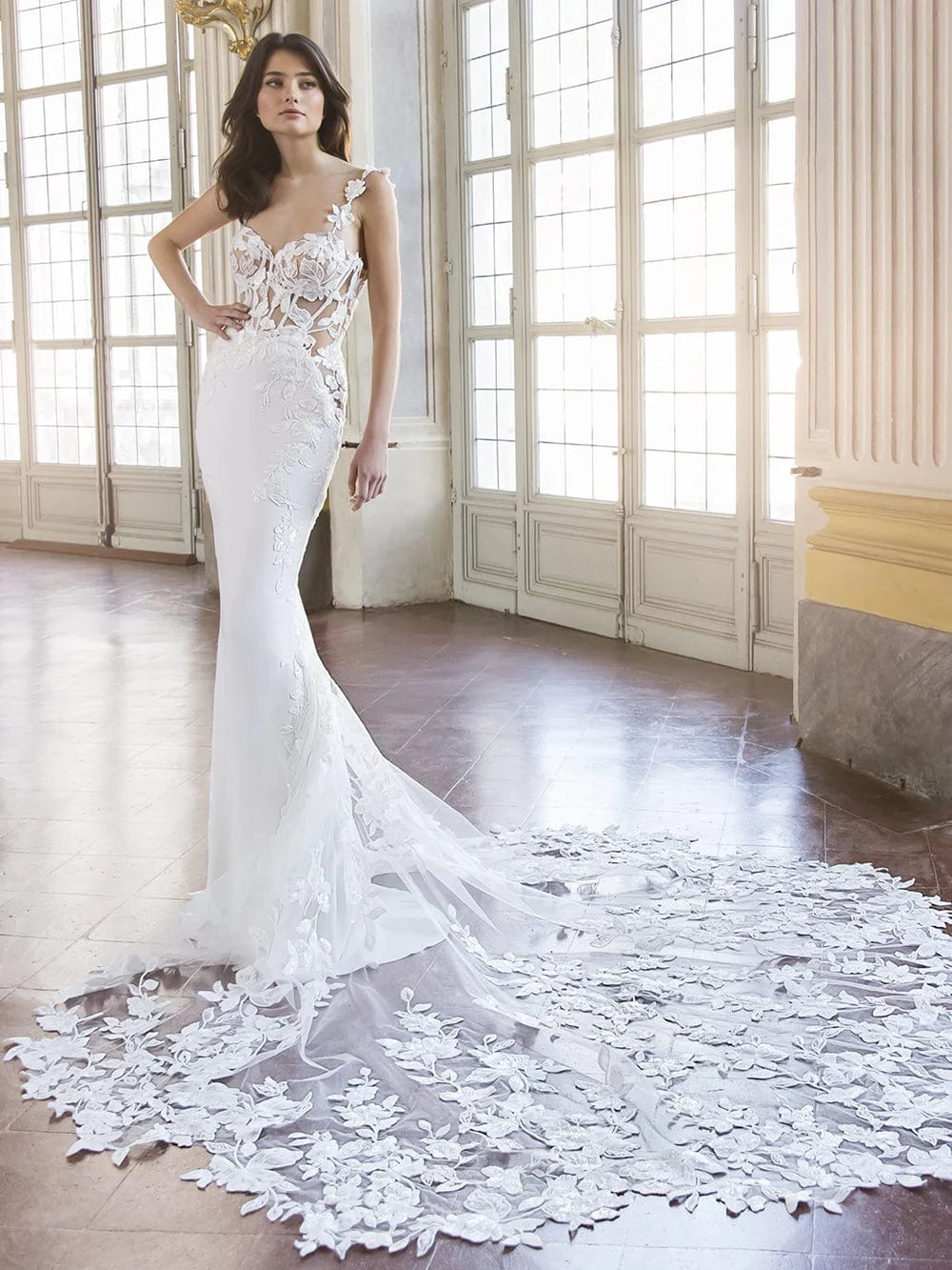 Enzoani Tamara Elegant Lace Wedding Dress - A-Line Bridal Gown with Long Train for Romantic Ceremonies & Formal Events