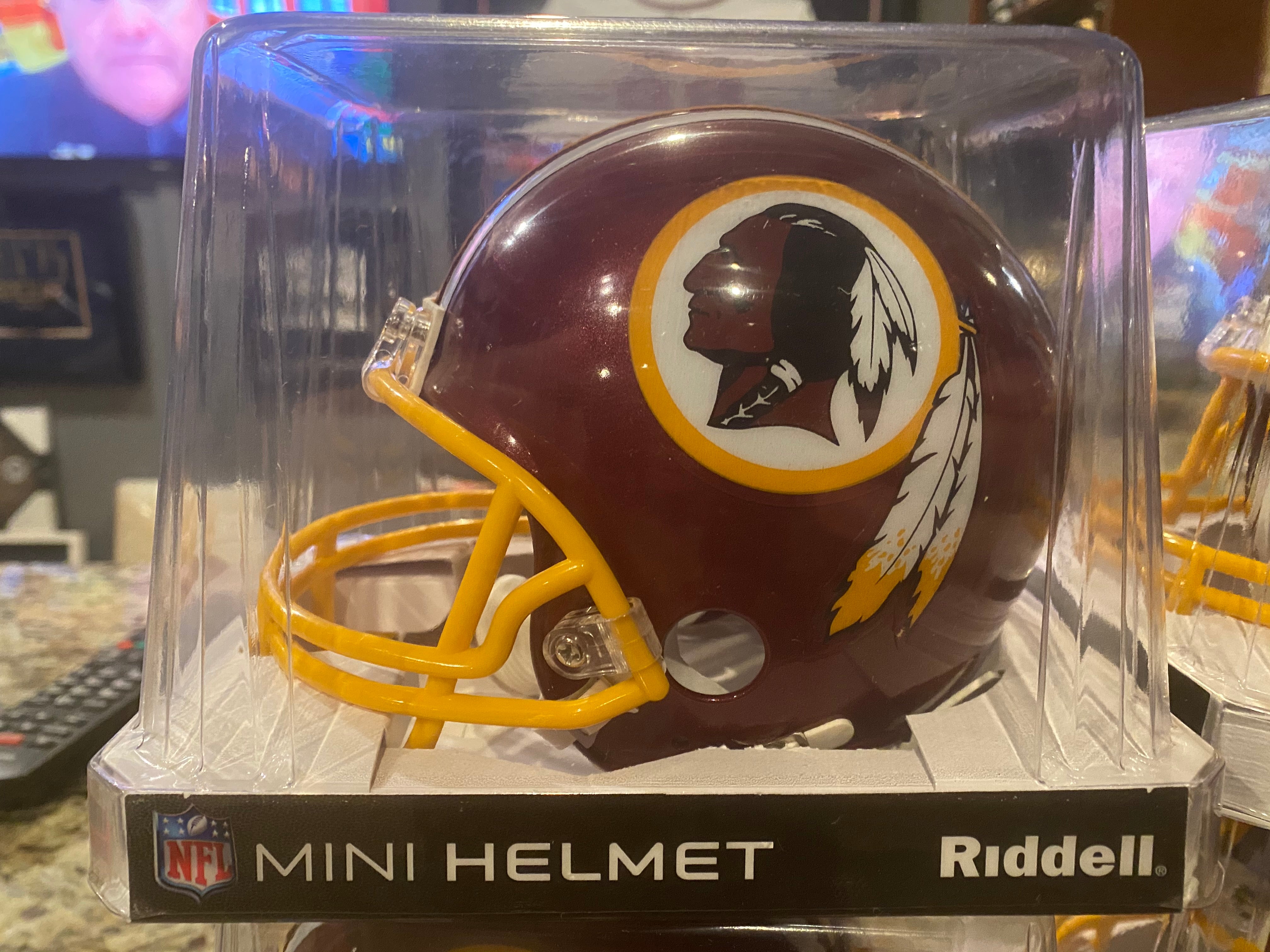 Washington Redskins Riddell ProLine VSR 4 Mini Football Helmet - Collectible NFL Memorabilia for Fans & Sports Enthusiasts - Perfect for Display, Gifts, and Game Day Decor