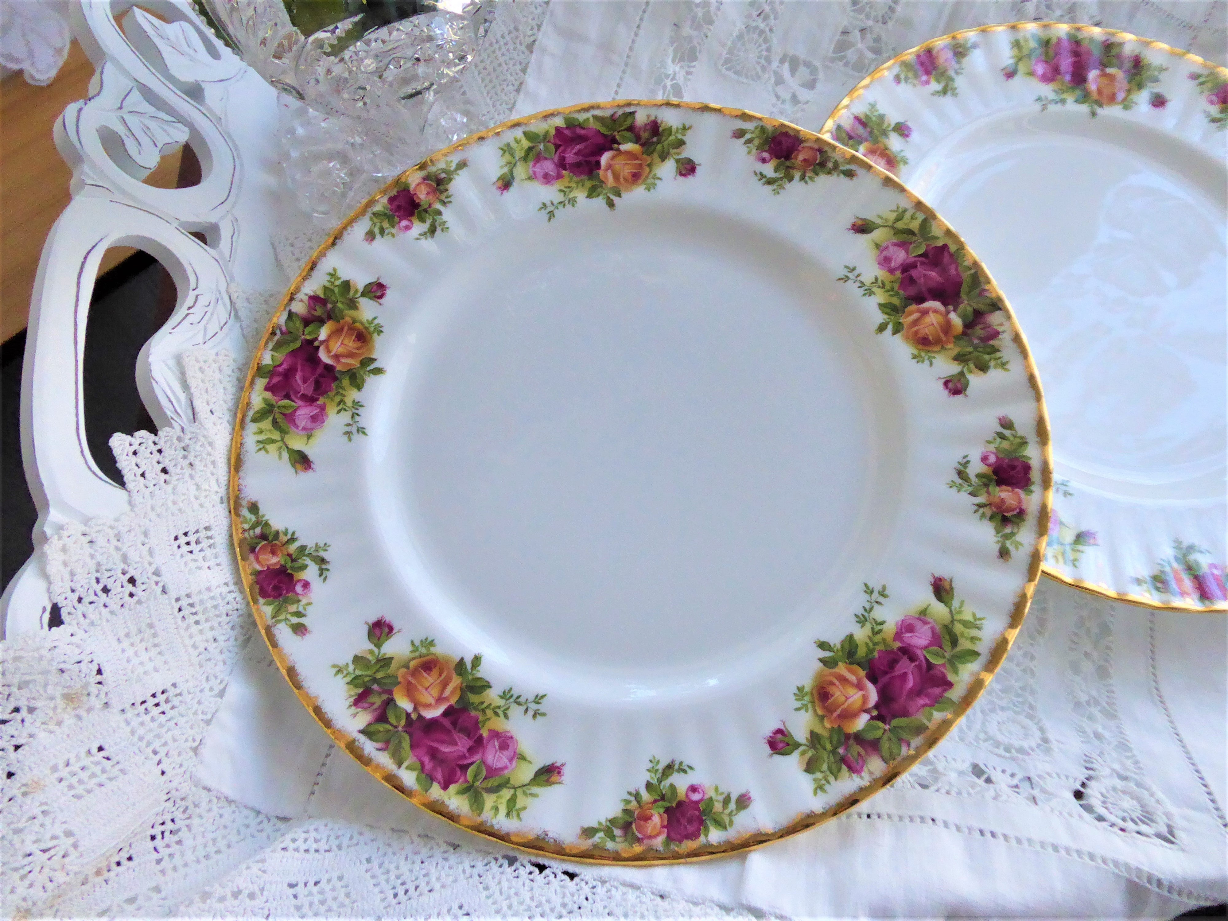Royal Albert Old Country Roses Dinner Plate Set - Vintage English Bone China (1993-2002) | Elegant Tea Party & Special Occasion Tableware