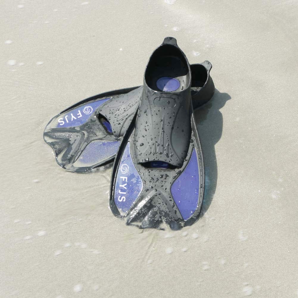 Compact Travel Swim Fins for Adults - Short Diving Flippers with Mesh Carry Bag - Perfect for Snorkeling, Pool Training & Beach Vacations