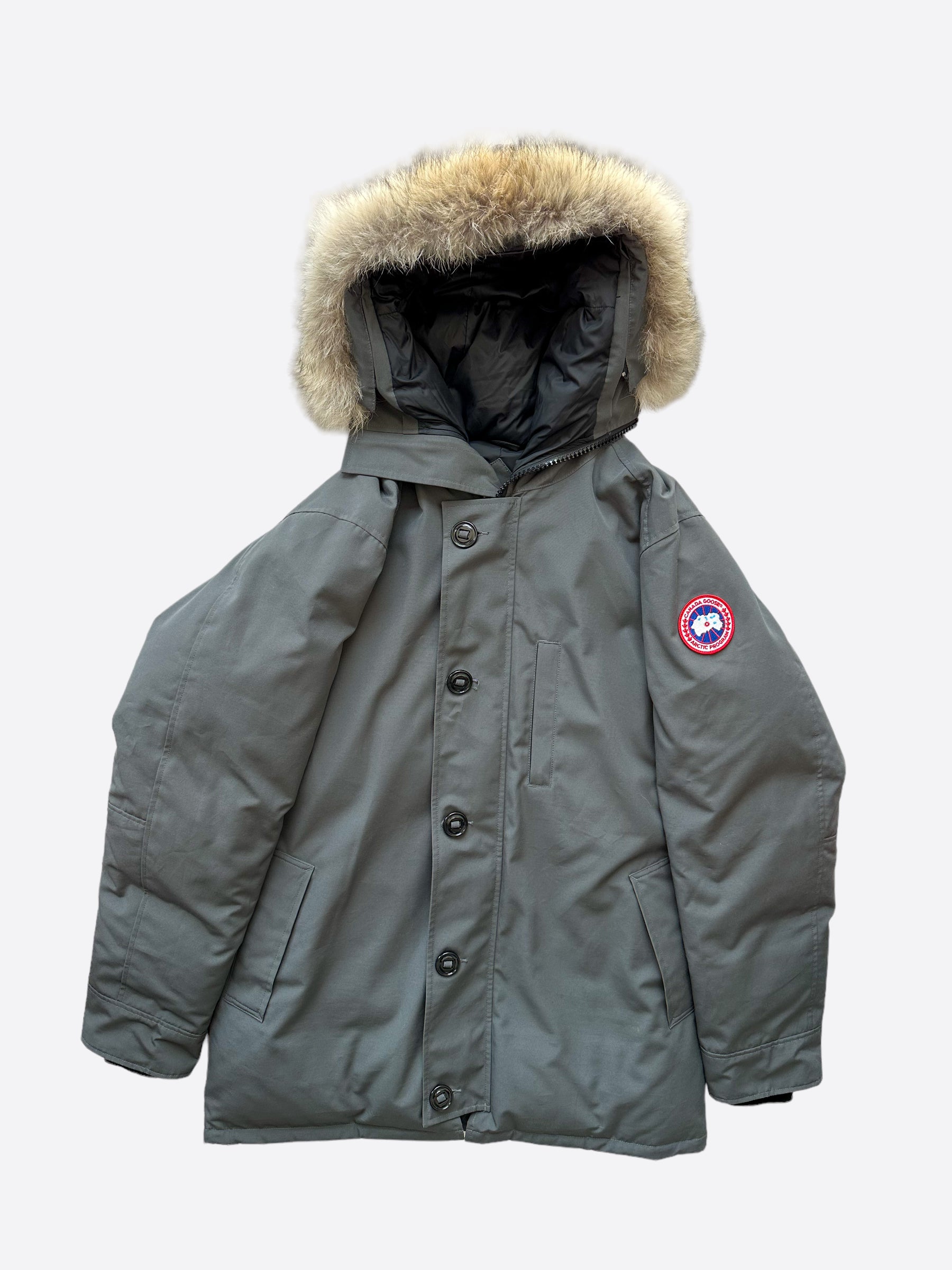 Canada Goose Graphite Chateau Men's Winter Jacket - Waterproof & Windproof Parka for Extreme Cold Weather - Perfect for Skiing, Hiking & Outdoor Adventures