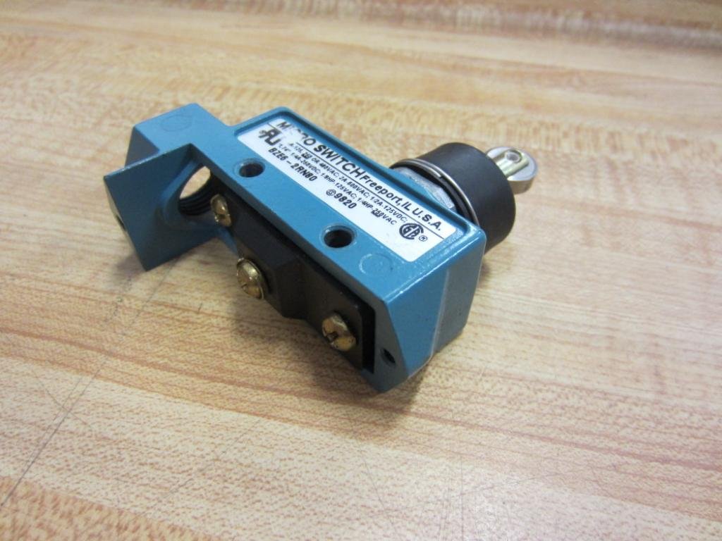 Waterproof Enclosed Limit Switch - IP67 Rated for Industrial Automation, CNC Machines & Robotics | Durable Safety Switch for Harsh Environments
