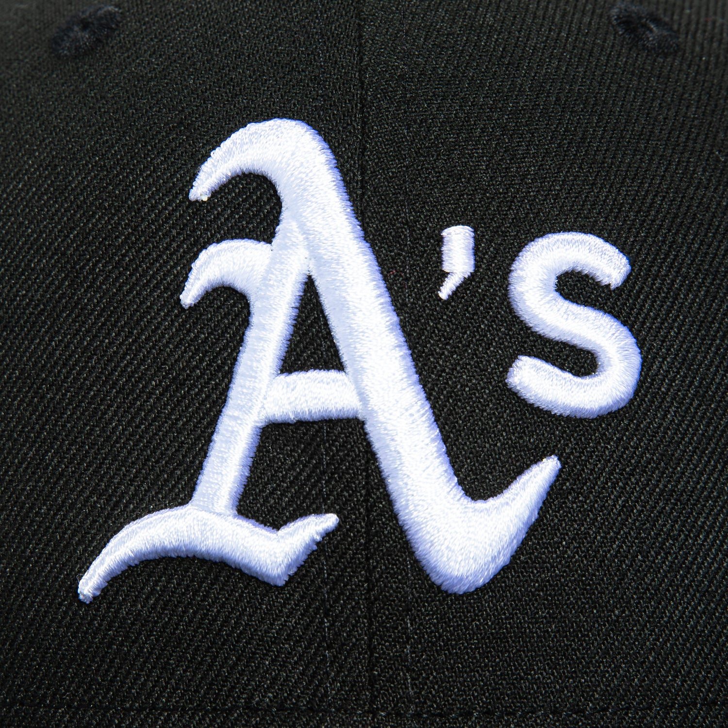New Era 59Fifty Oakland Athletics Baseball Cap - Black & Graphite Adjustable Snapback Hat for Men & Women | Perfect for Baseball Games, Streetwear Fashion & Sports Fans