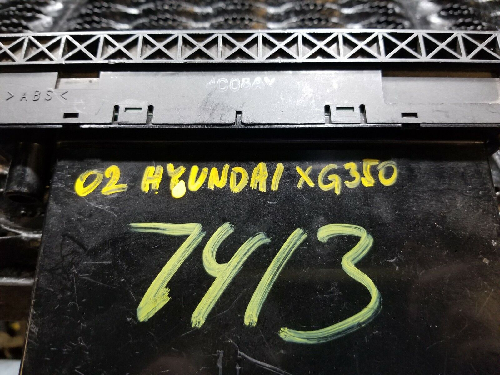 Original Hyundai XG Climate Control Module 97250-39450FL OEM #86 - Perfect for AC/Heater System Repair & Replacement in 2001-2005 Hyundai XG Models