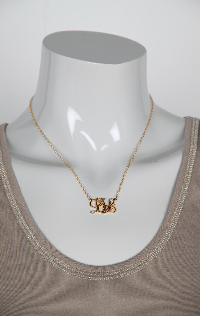 Love Necklace Gold - Romantic Heart Pendant Jewelry for Women - Perfect Gift for Anniversary, Valentine's Day & Special Occasions