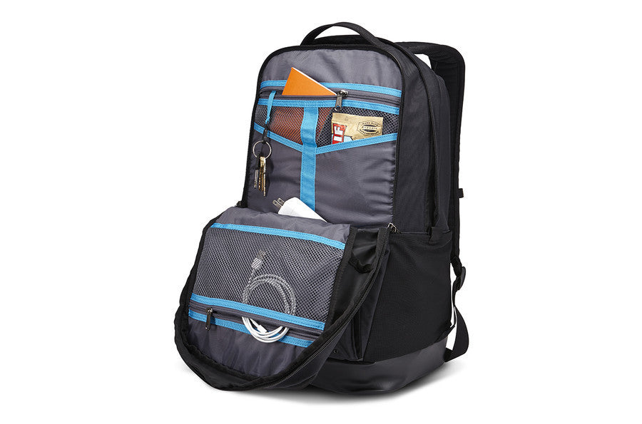 Thule Paramount Daypack - Lightweight Hiking Backpack for Men & Women, Durable Black Daypack for Travel, Work & Outdoor Adventures