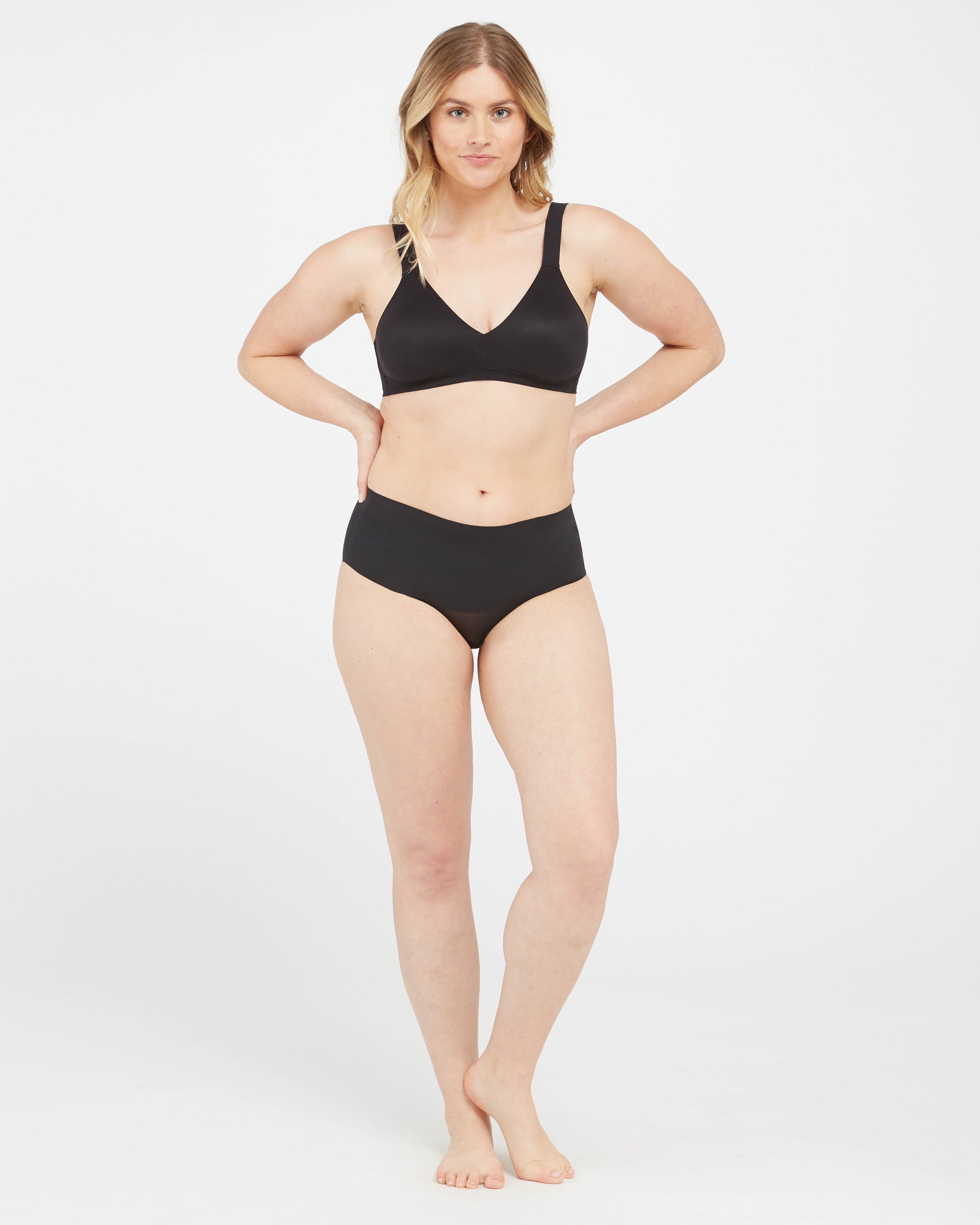 SPANX Smooth Comfort Lightly Lined Bralette - Wireless Support for Everyday Wear, Yoga & Lounge