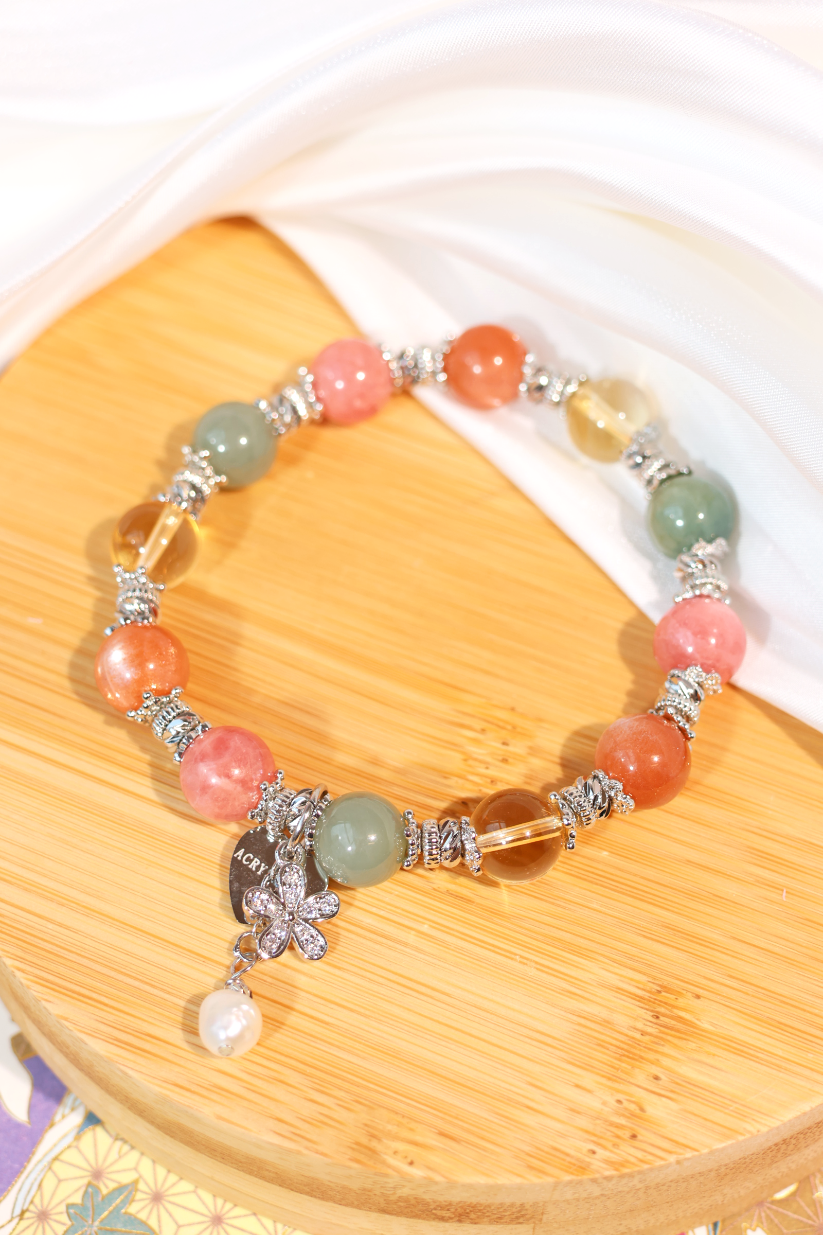 Elegant Japanese Kimono Bracelet #07 - Handmade Beaded Wrist Jewelry for Women, Perfect for Festivals, Weddings & Cultural Events