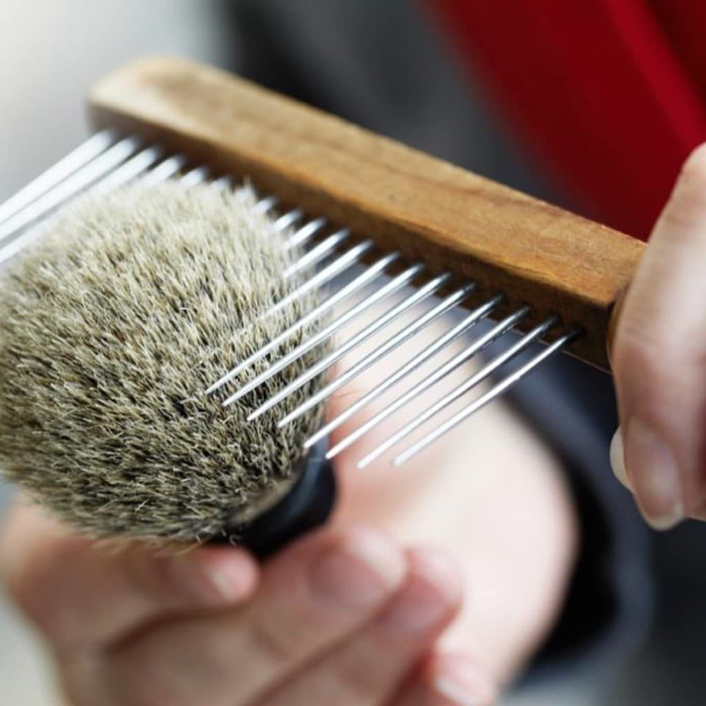 Premium MÜHLE Classic Olive Wood X-Large Silvertip Fiber Shaving Brush - Luxury Synthetic Shave Brush for Men with Rich Lather - Perfect for Wet Shaving & Beard Care Routine at Home or Travel