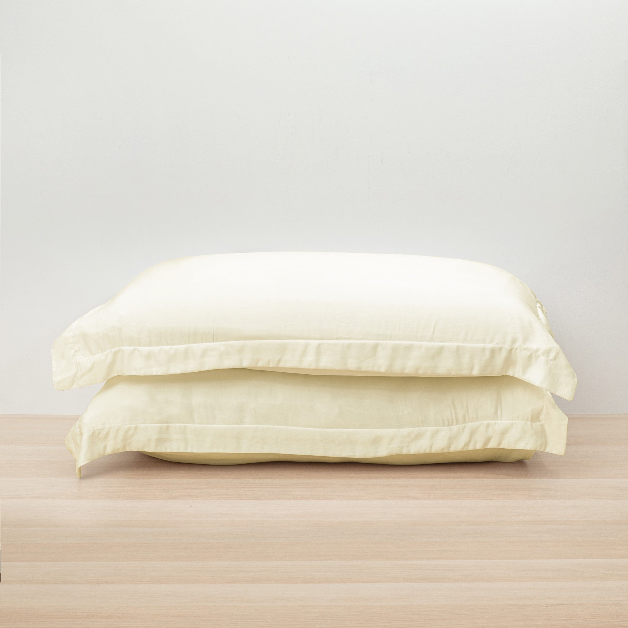 Heveya® Bamboo Pillow Cases (2 Pack) - Hypoallergenic & Breathable Pillow Covers for Side, Back & Stomach Sleepers - Perfect for Bedroom, Travel & Guest Rooms