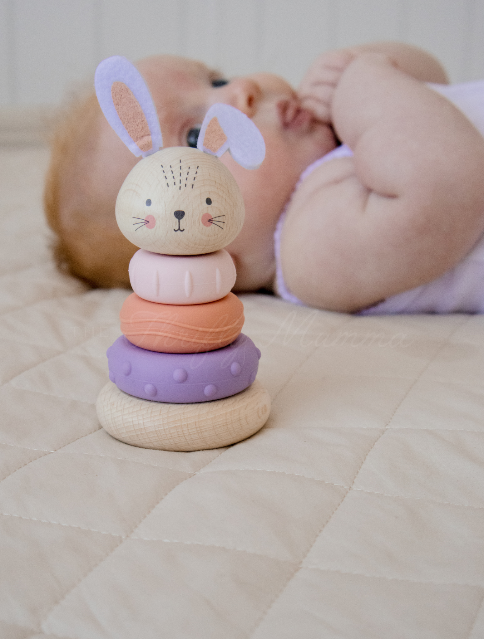 Eco-Friendly Wooden Ring Stacker Toy for Toddlers - Montessori Educational Stacking Game with Cute Bunny Design - Perfect for Early Learning & Sensory Play