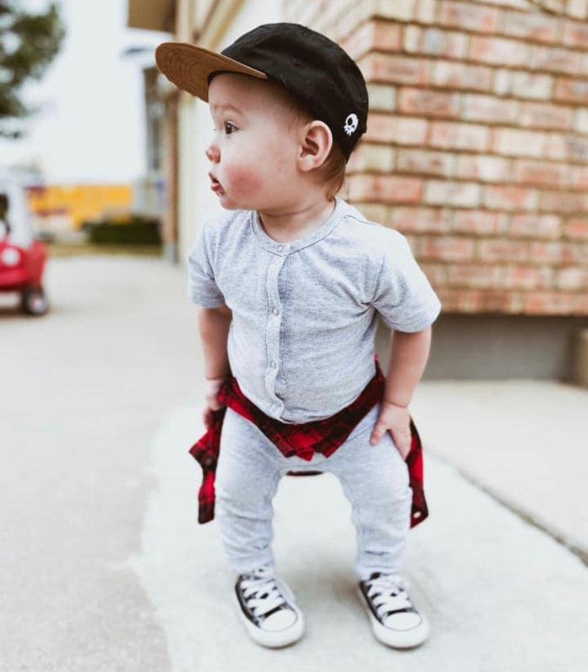 Classic Snap Romper for Baby - Soft Grey Cotton Jumpsuit | Perfect for Playtime, Outings & Photo Shoots
