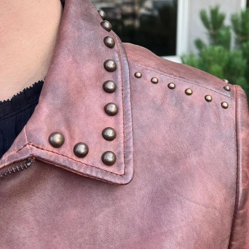 Stylish Leather Western Jacket with Fringe for Men & Women | Cowboy Chic Outerwear for Rodeo, Music Festivals & Night Out