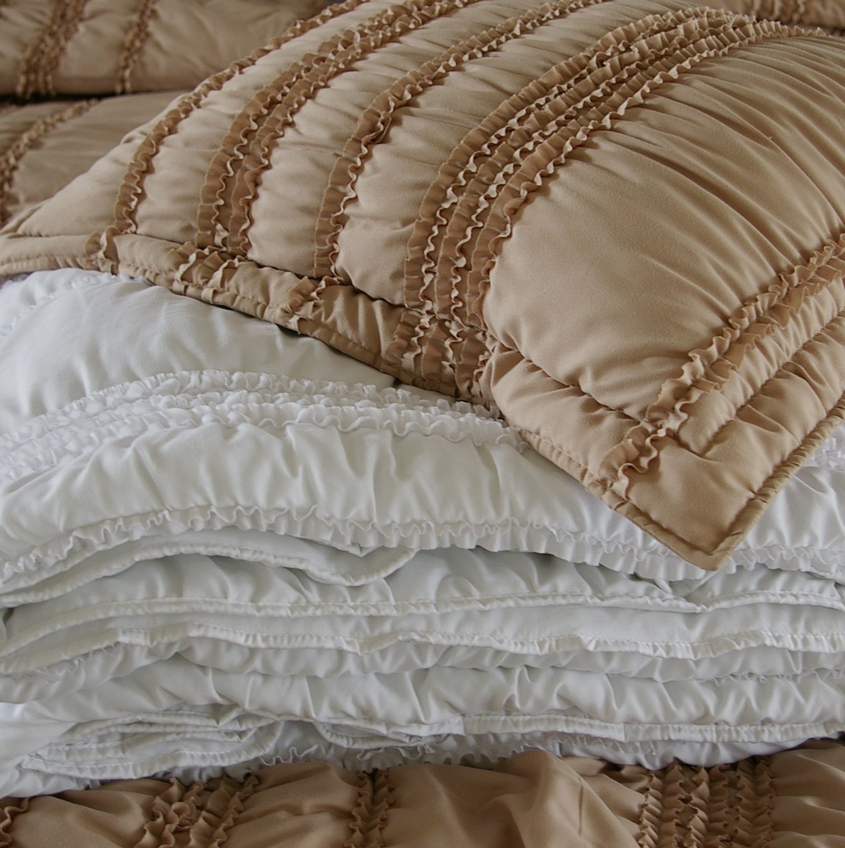Greenland Home 3-Piece Tiana Quilt Set - Full/Queen Size, Soft & Breathable White Bedding - Perfect for Master Bedroom, Guest Room, or Cozy Home Decor