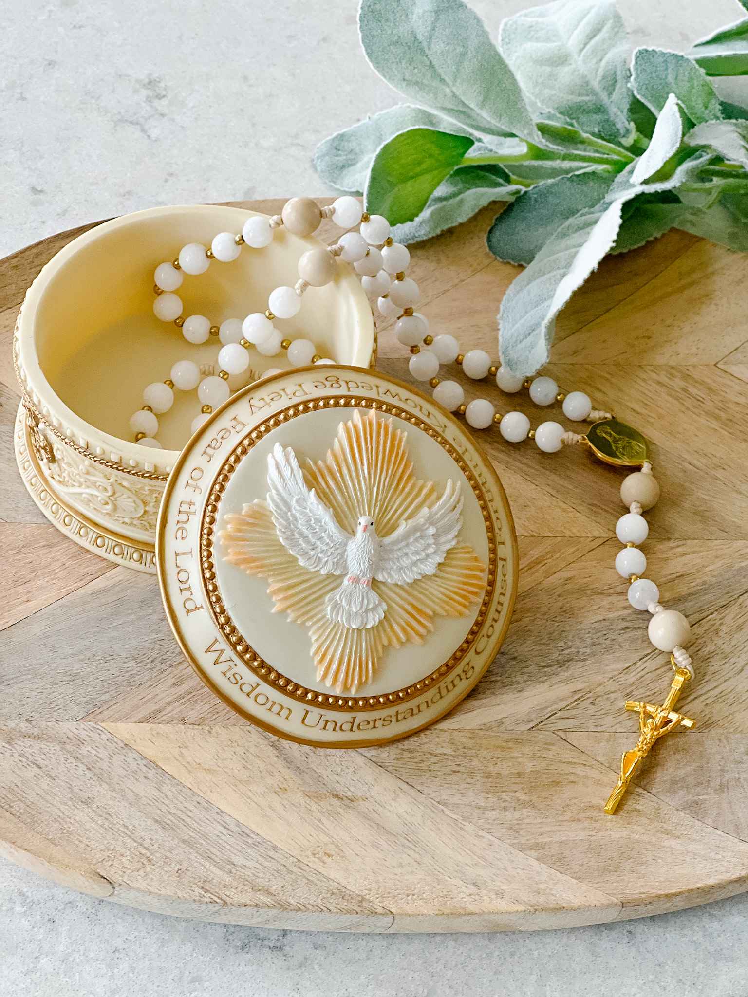 Gifts of the Holy Spirit Box - Christian Religious Gift Set for Baptism, Confirmation & Spiritual Growth - Perfect for Prayer, Worship & Faith-Based Occasions