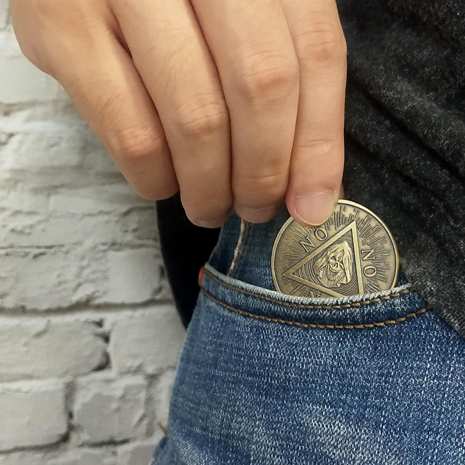 Yes No Decision Maker Coin - Flip for Answers, Fun Challenge & Divination Tool - Perfect for Games, Parties, and Decision Making