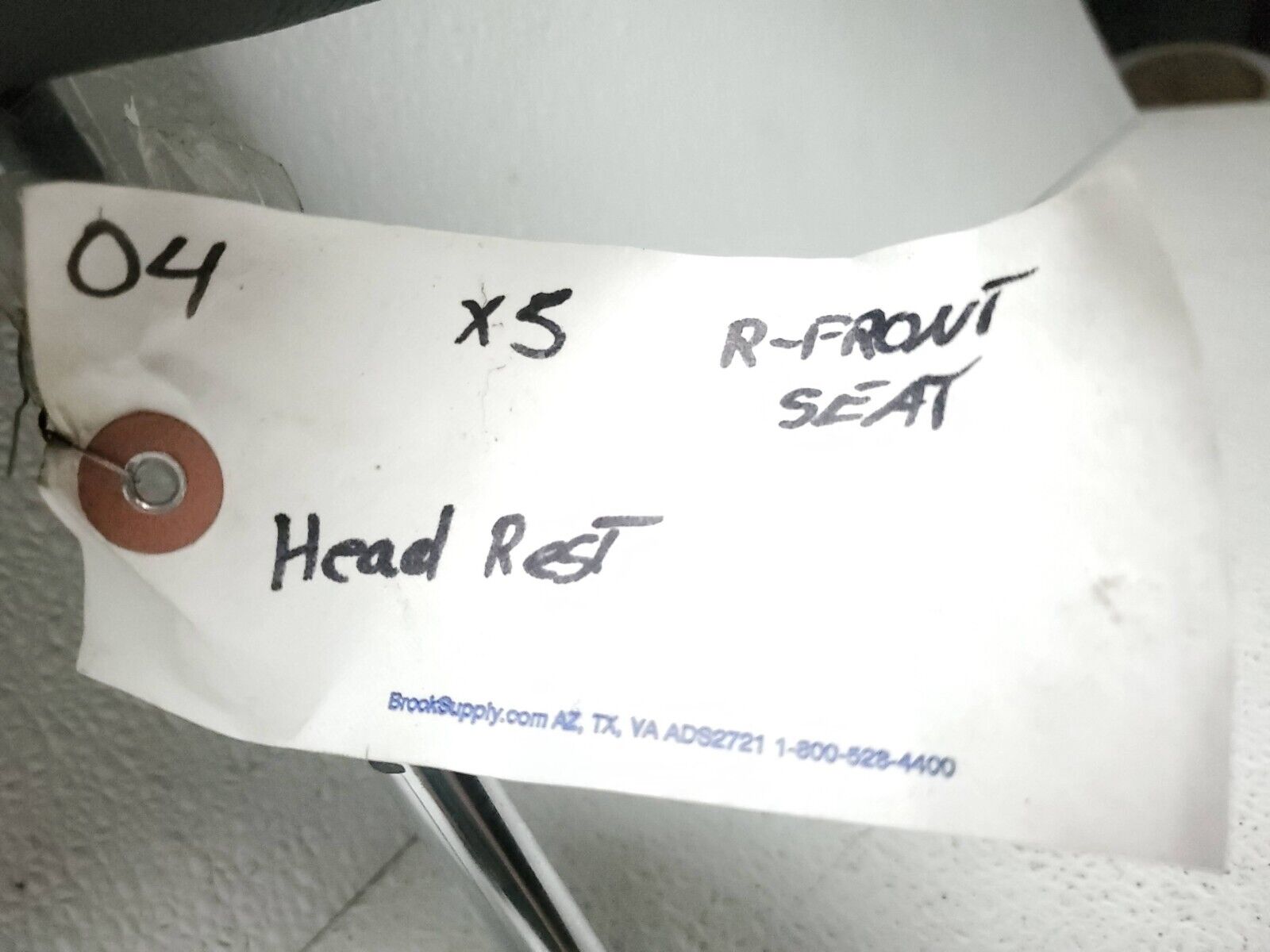 2004-2006 BMW X5 Front Right Seat Headrest Genuine Leather OEM Replacement - Perfect for Car Interior Upgrades & Comfort Enhancement
