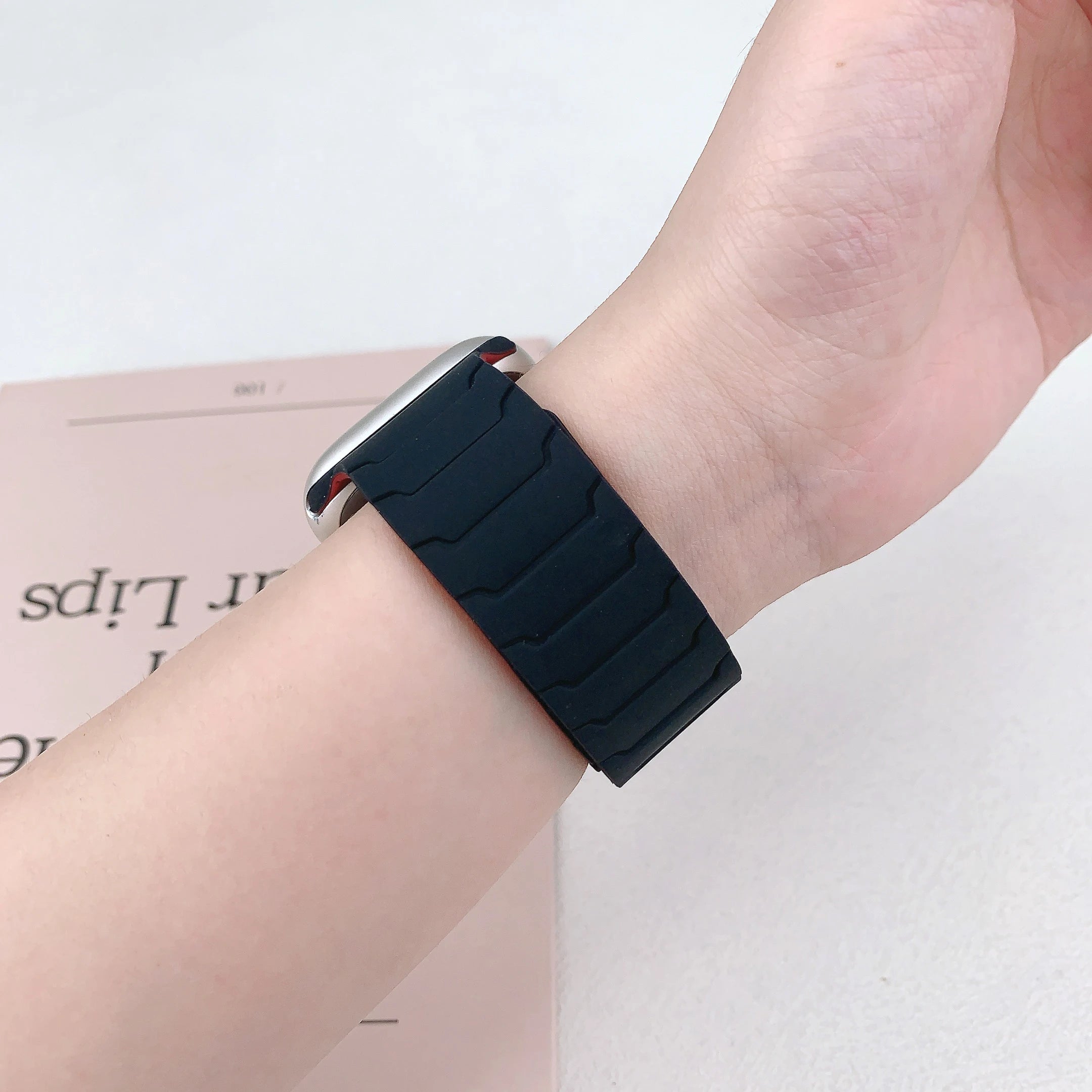 Dorb - Silicone Link Loop Strap for Keys, Badges & Accessories - Secure & Durable Organizer for Home, Office & Outdoor Use