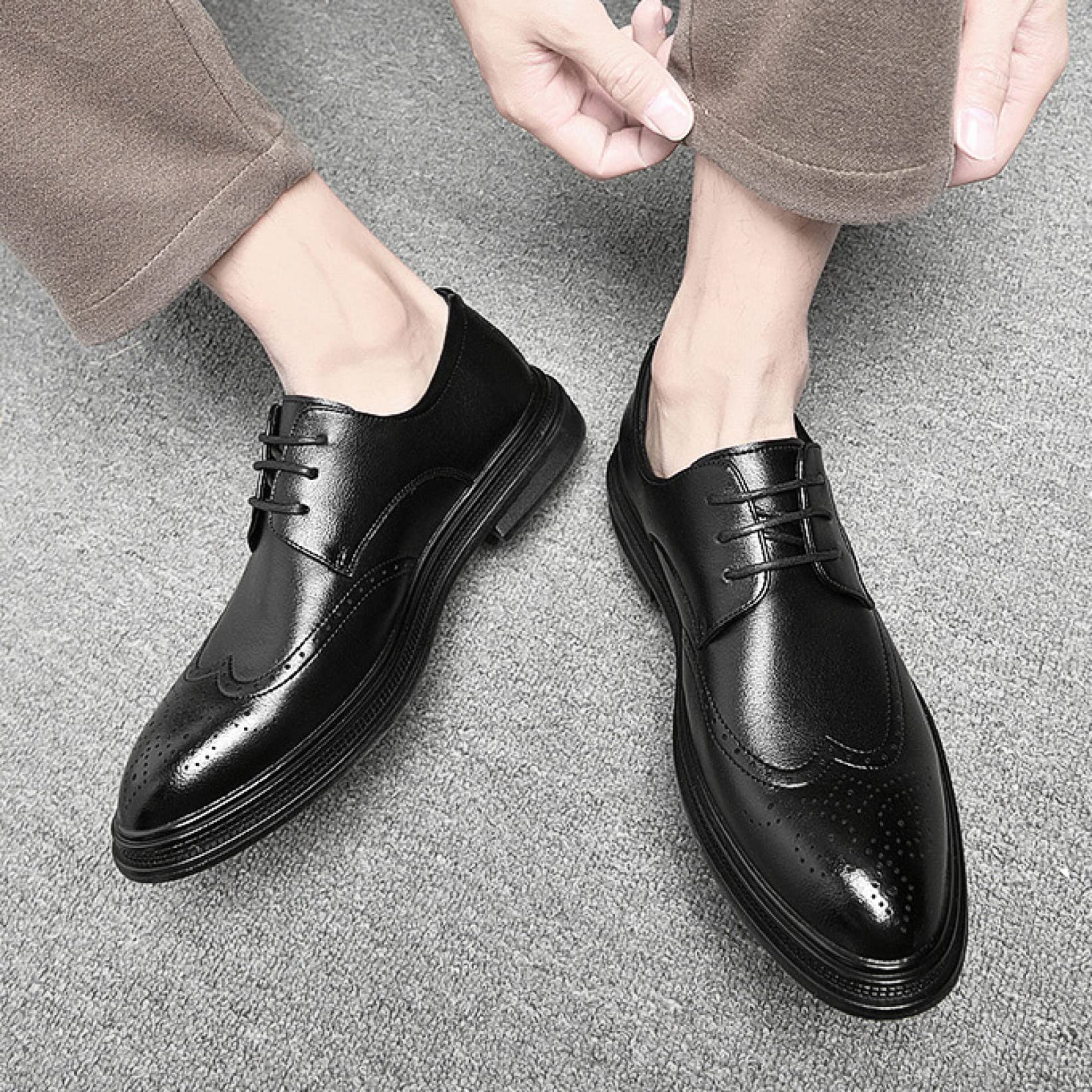Men's Casual Brogue Oxford Shoes - Comfortable PU Leather Lace-Up Dress Shoes for Walking & Outdoor Activities - Perfect for Office, Business & Daily Wear