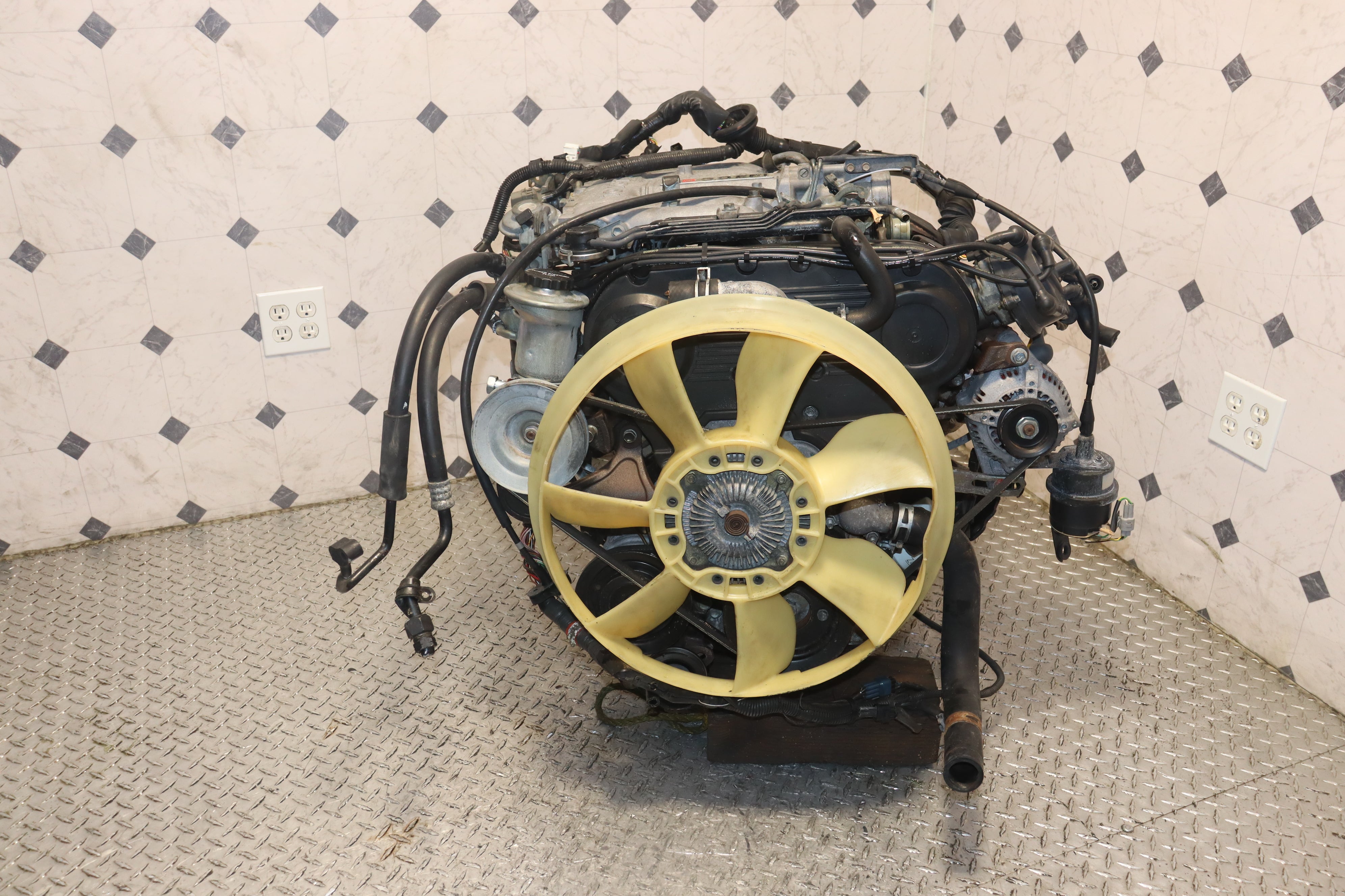 JDM 3VZ 3.0L Engine for 1989-1995 Toyota Pickup & 4Runner - Replacement Engine for Off-Road & Classic Car Restoration