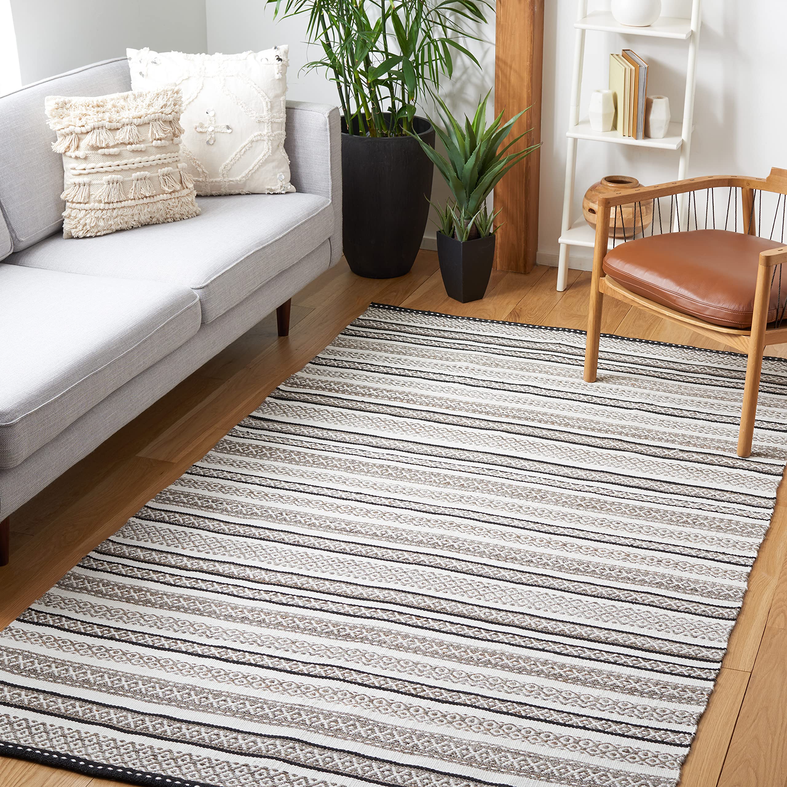 SAFAVIEH Striped Kilim Collection 7' Square Black/Ivory STK102Z Flatweave Area Rug - Perfect for Living Room, Dining Room, Bedroom & Home Decor
