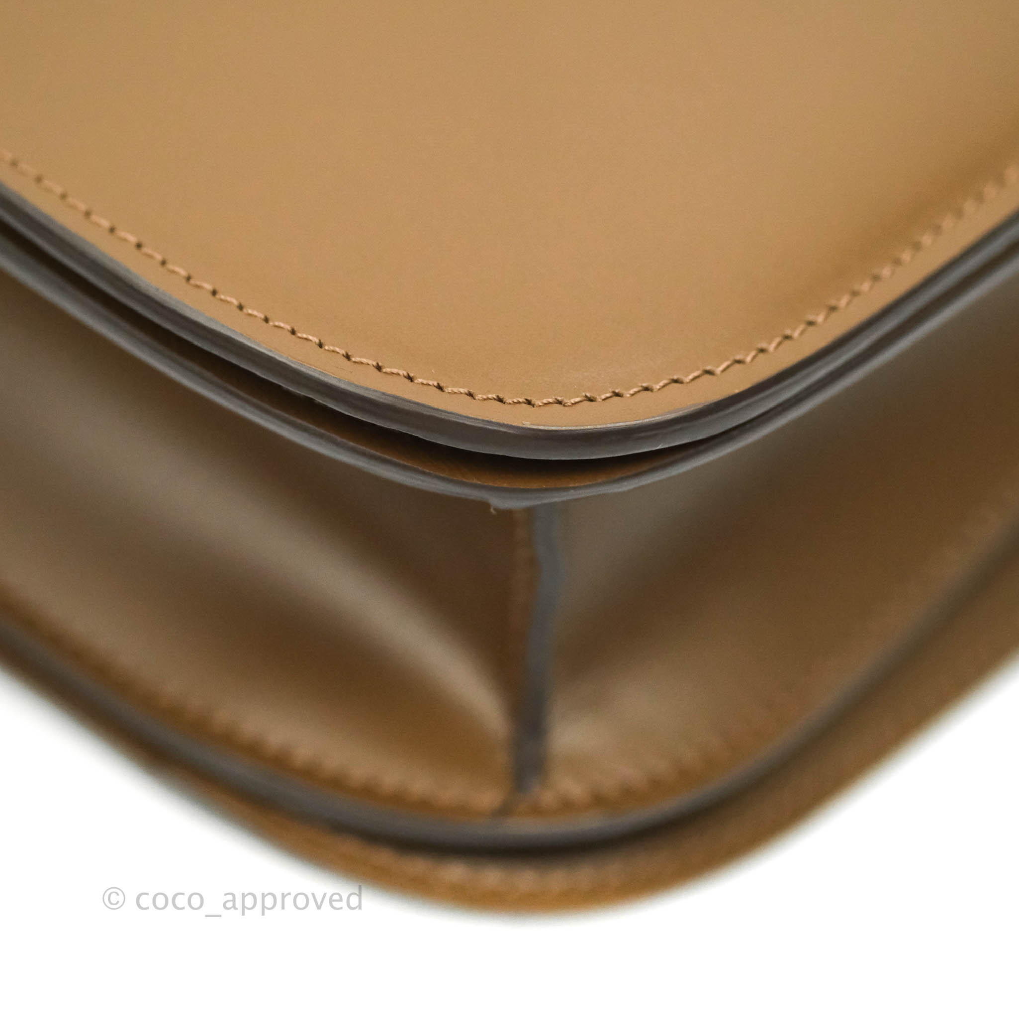 Celine Medium Classic Box Bag in Caramel Calfskin Leather - Timeless Luxury Handbag for Women, Perfect for Work, Travel & Everyday Elegance