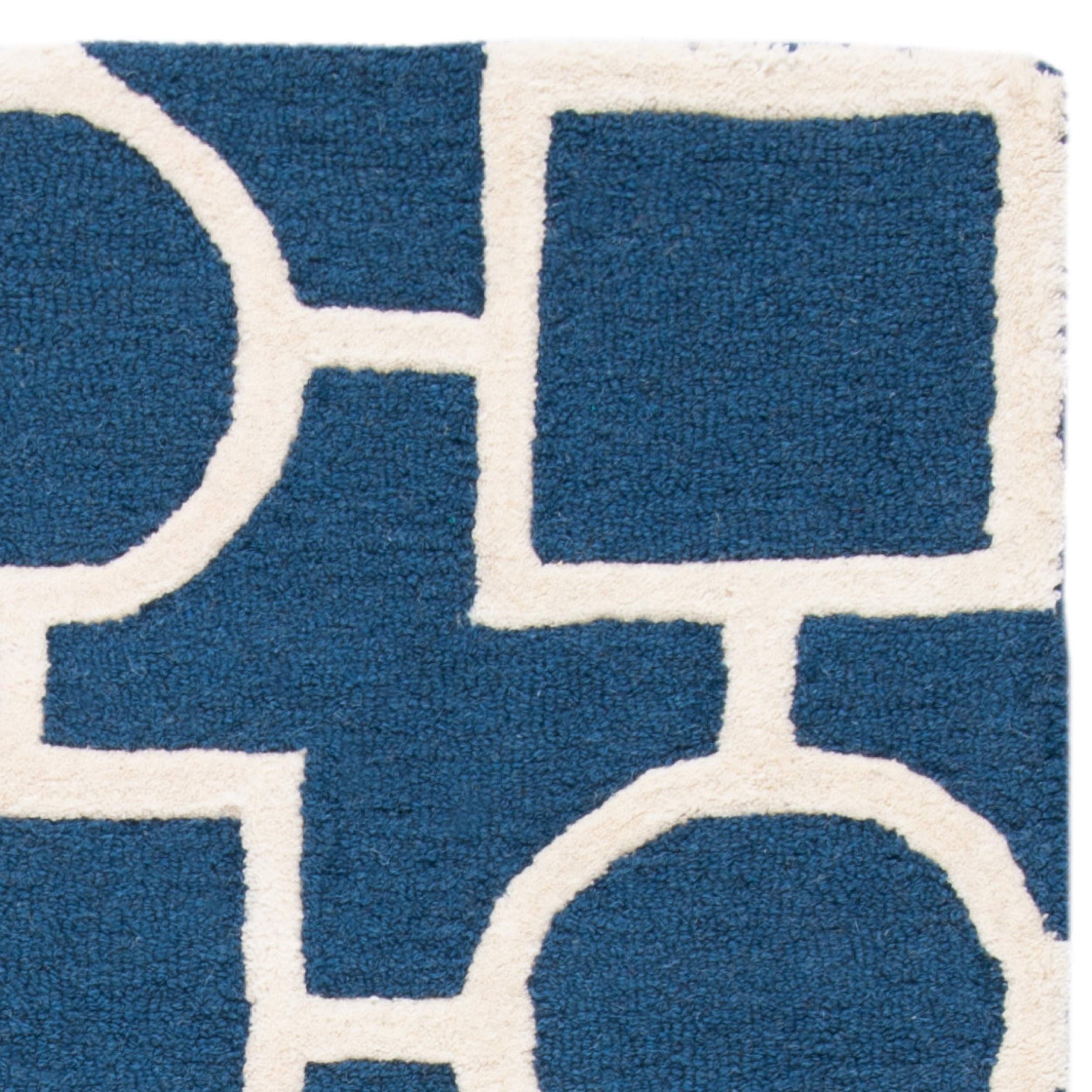 SAFAVIEH Cambridge Collection 6'x6' Square Navy Blue & Ivory Moroccan Wool Area Rug - Handmade Premium Quality - Perfect for Living Room, Bedroom or Office Decor