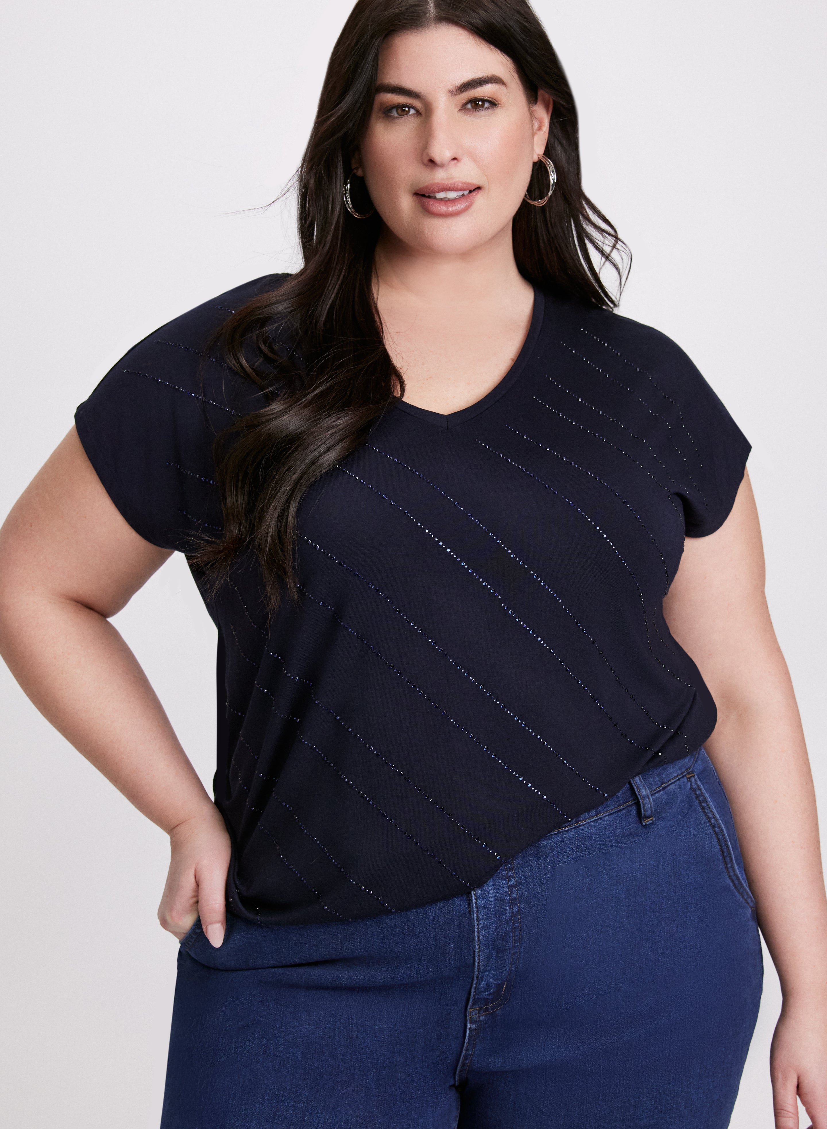 Stylish Diagonal Stripes T-Shirt for Men & Women | Trendy Casual & Streetwear Fashion | Perfect for Everyday Wear, Outings & Layering