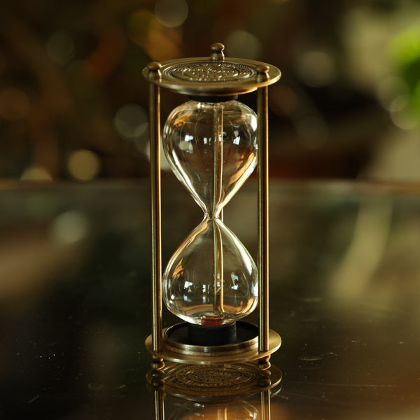 Vintage Brass Hourglass Kit - 2 Elegant Styles for Home Decor, Office Desk & Gift Giving