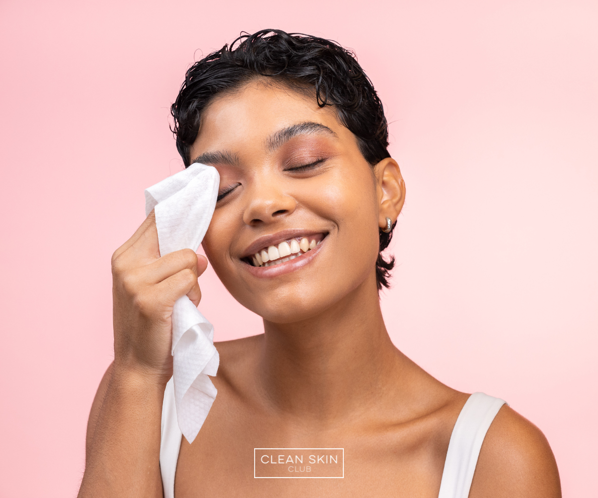 Clean Skin Club Disposable Facial Cleansing Wipes for Acne & Makeup Removal - Gentle & Hypoallergenic for Sensitive Skin - Perfect for Travel, Gym & On-the-Go Skincare