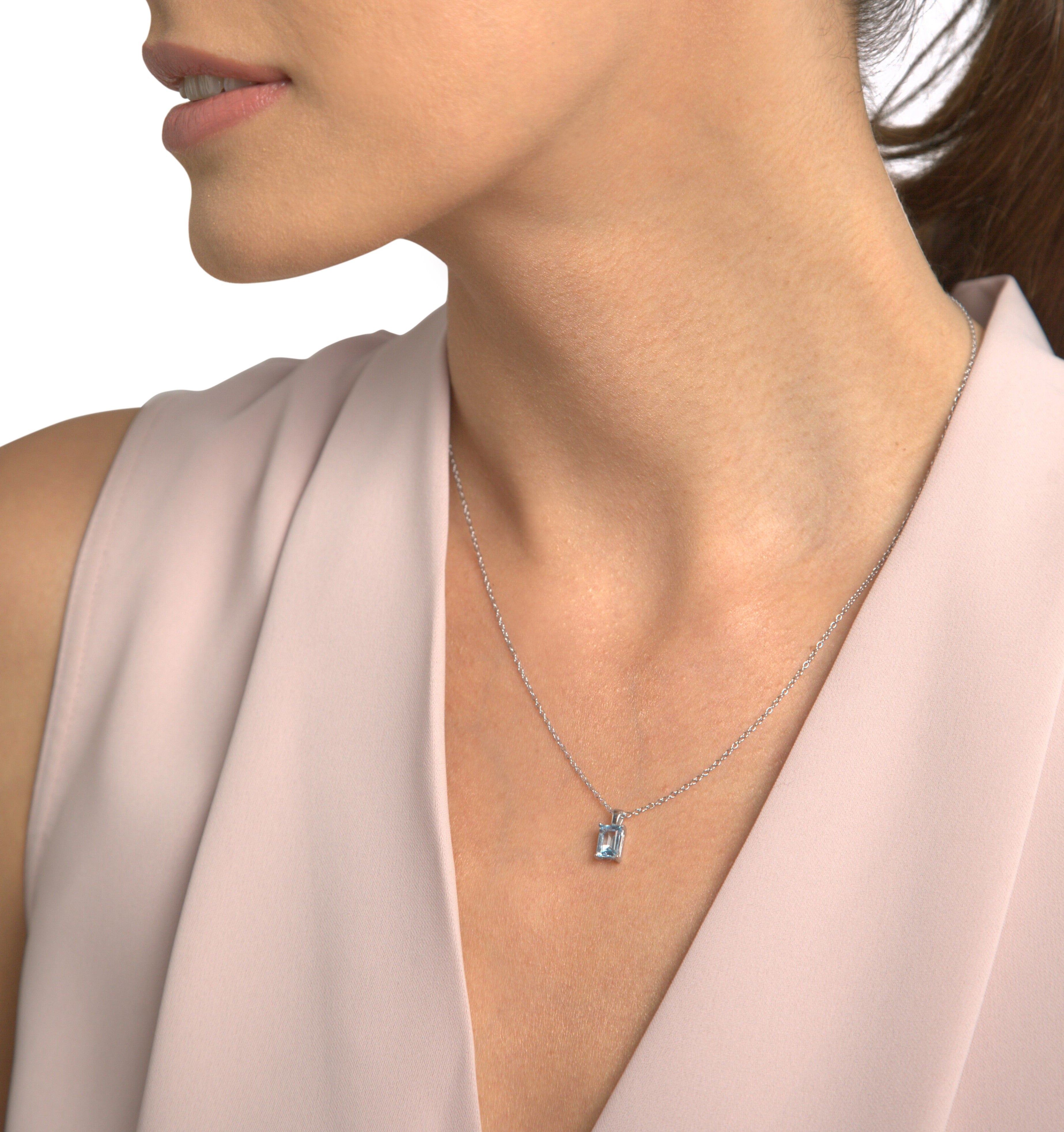 Exquisite Emerald Cut Gemstone Necklace for Women - Elegant 14K Gold Plated Pendant Jewelry Gift for Anniversary, Birthday & Valentine's Day - Perfect for Evening Parties, Weddings & Special Occasions