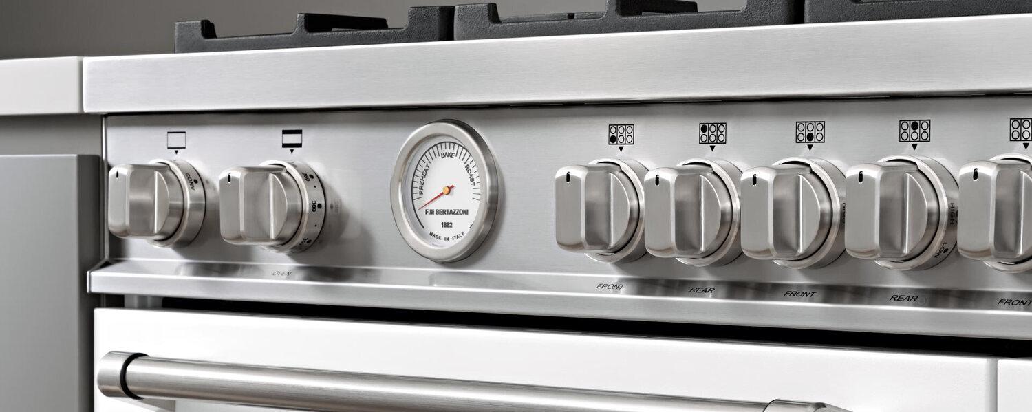 Bertazzoni MAS486GGASNEV 48 Inch Professional Gas Range with 6 Burners & Griddle - Matte Black Finish for Gourmet Kitchens & Home Chefs