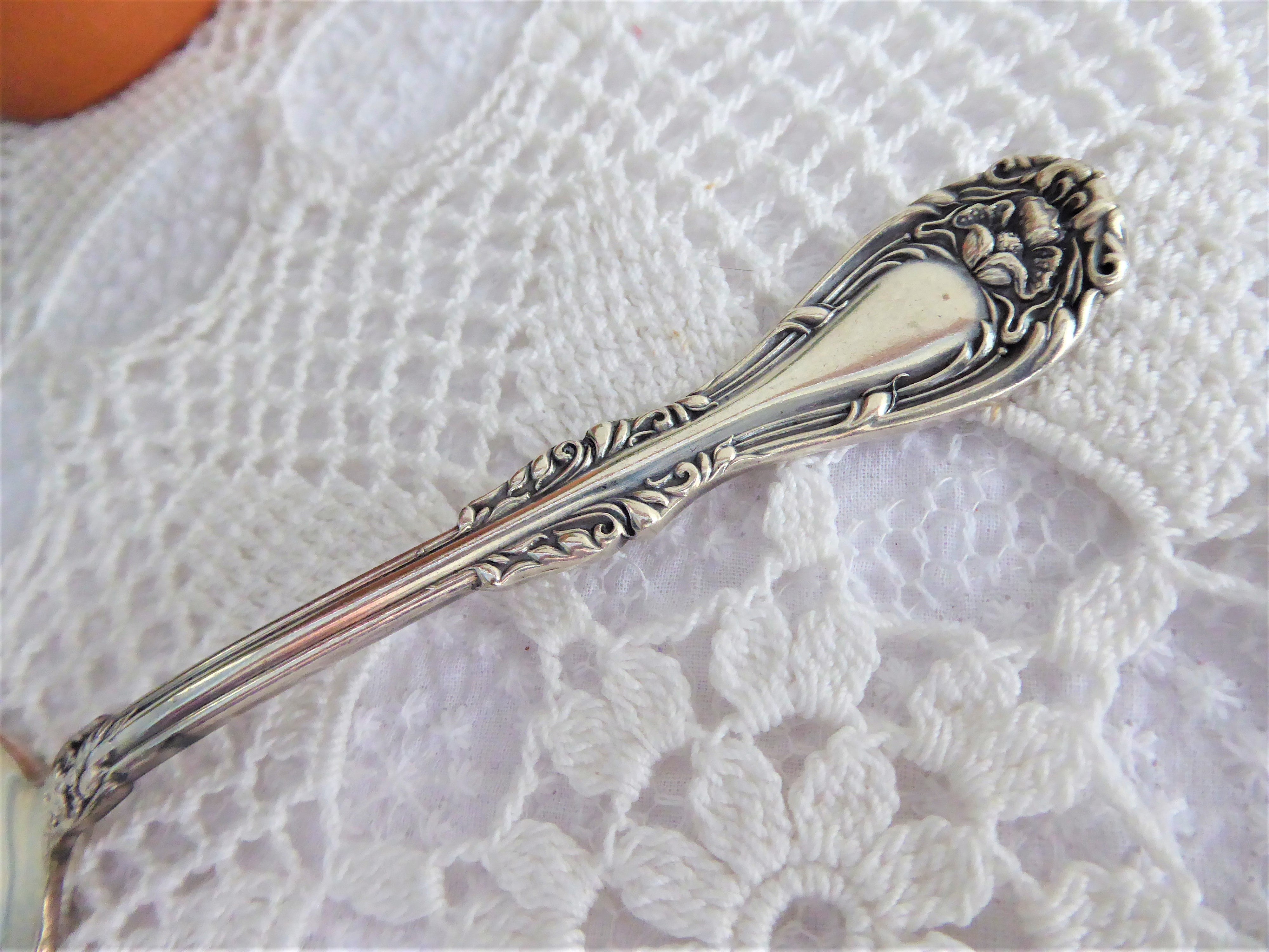 Vintage Art Nouveau Silverplate Soup Spoon Set - Hanover Rogers 1901 Bouillon Spoons, Antique Silver Plated Cutlery for Fine Dining, Soup Course & Collectors | Elegant Table Setting & Dinner Party Essentials