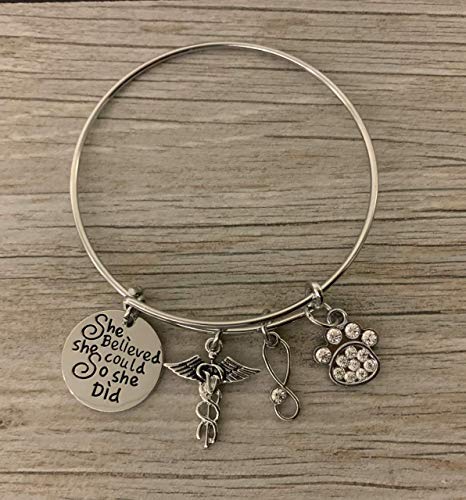 Infinity Collection - Veterinarian Gifts for Women - Sterling Silver Vet Tech Bracelet - Thoughtful Veterinary Appreciation Jewelry - Perfect for Vet Tech Week, Graduation & Thank You Gifts