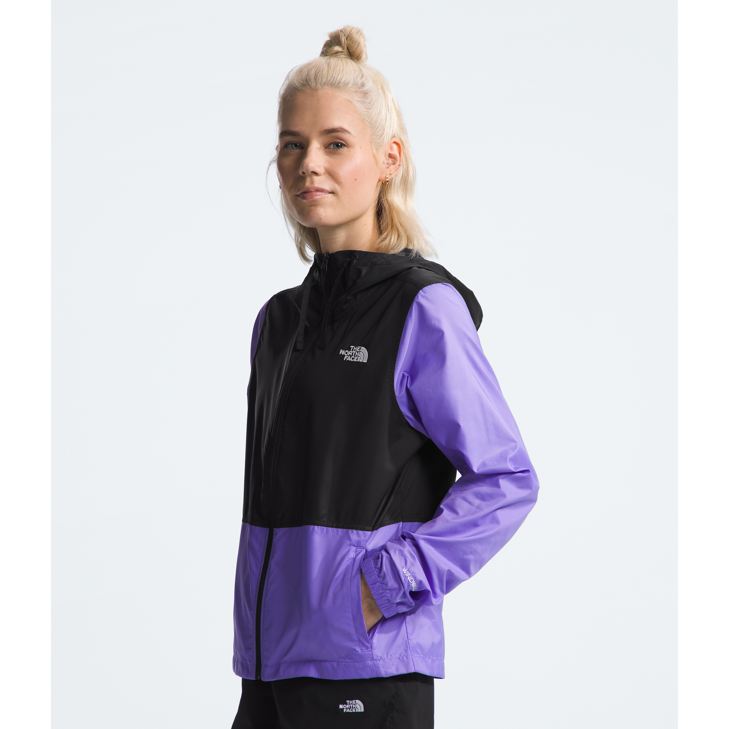 The North Face Women's Cyclone Jacket 3 - Waterproof Windbreaker with Hood in Optic Violet/TNF Black - Perfect for Hiking, Camping & Outdoor Adventures