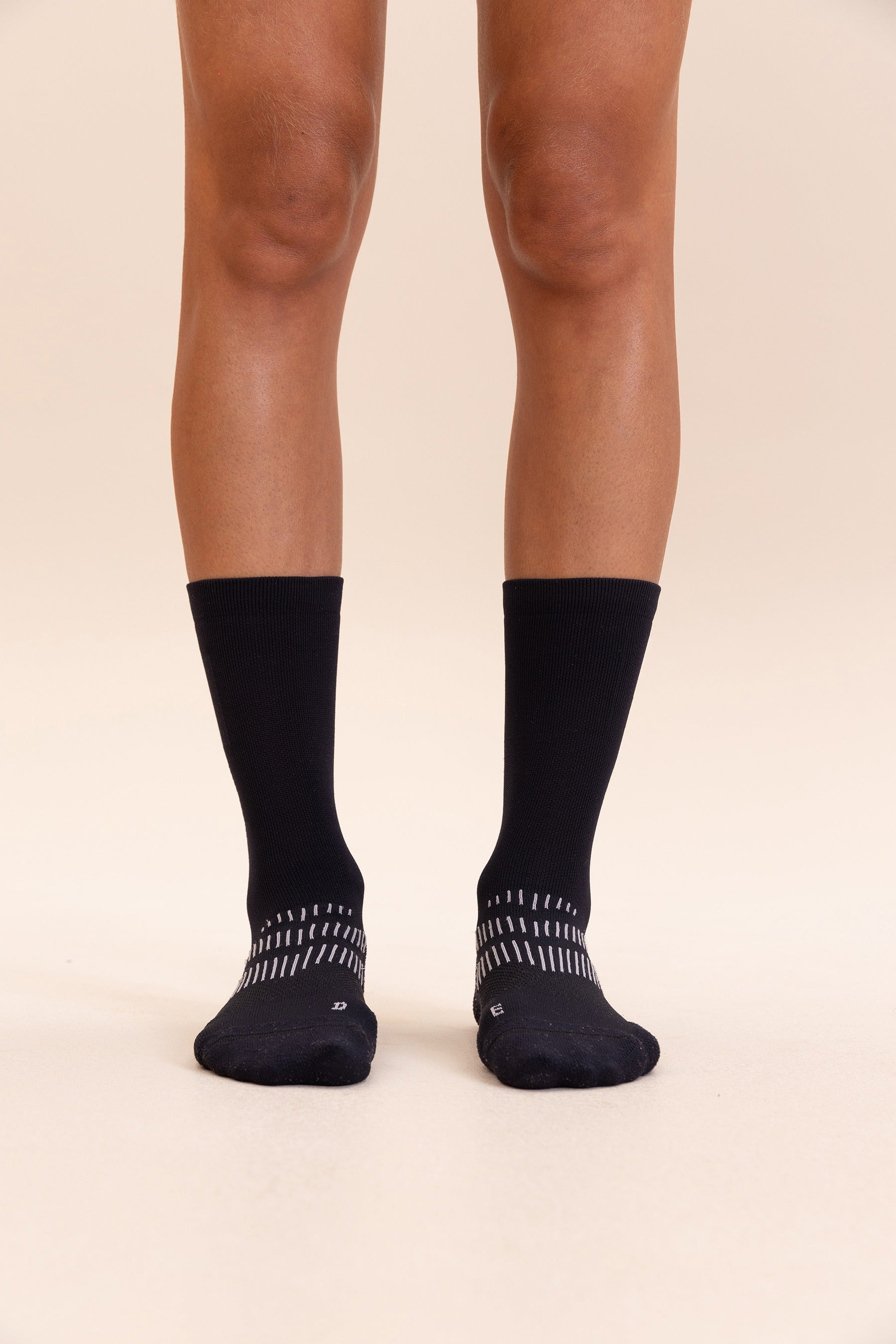 Best Running Socks for Men & Women - Moisture Wicking, Cushioned, Non-Slip Athletic Socks for Marathon, Jogging & Workout - Comfortable Performance Socks for Sports & Fitness Activities