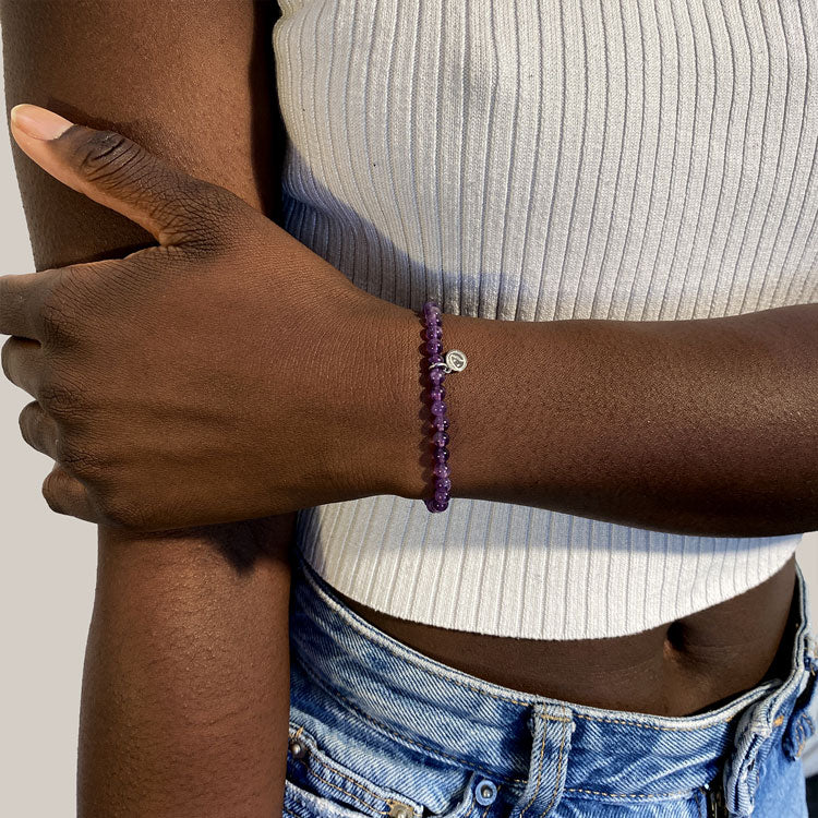 Natural Amethyst Gemstone Bracelet for Women - Healing Crystal Jewelry for Stress Relief & Positive Energy - Perfect for Meditation, Yoga & Spiritual Gifts