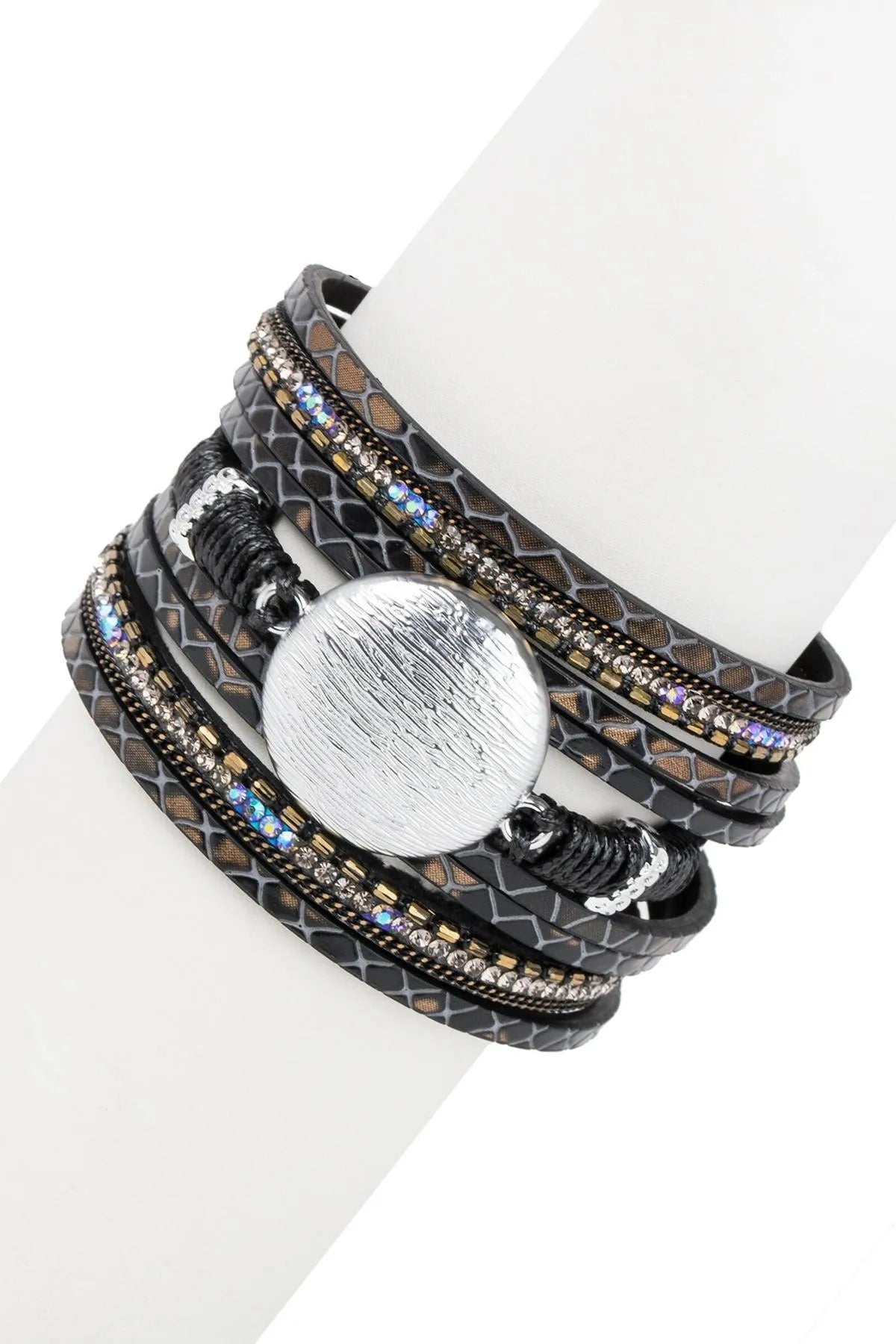 Stylish Optical Leather Bracelet for Men & Women - Trendy Adjustable Wristband for Fashion, Gifts & Everyday Wear