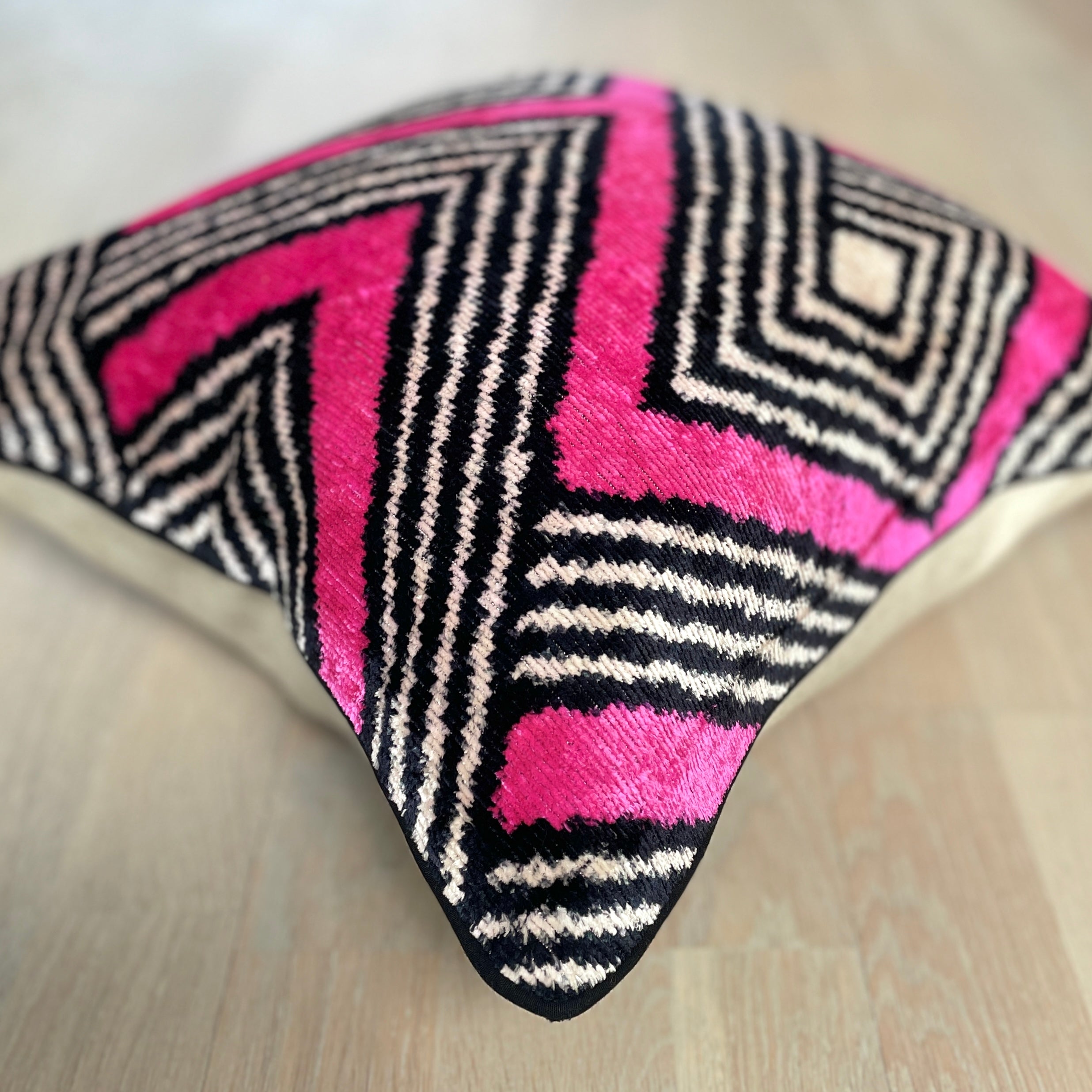 Luxury Velvet Ikat Throw Pillow Cover - Pink Labyrinth Pattern Decorative Cushion for Sofa, Bed, Living Room - Home Decor Accent Pillow for Boho Chic Style