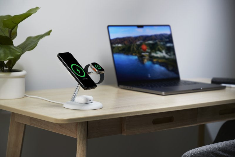 Belkin 3-in-1 Qi2 MagSafe Charging Base - Fast Wireless Charger for iPhone 15/14/13, AirPods & Apple Watch - Perfect for Home, Office & Travel