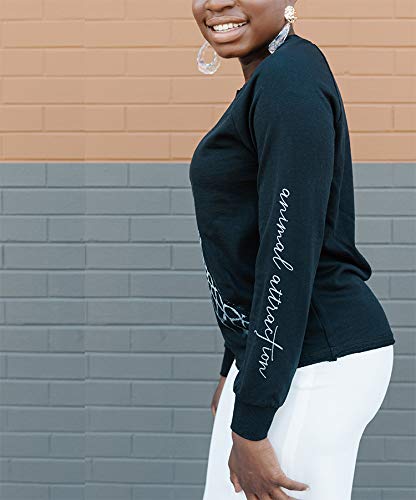 Giraffe Print Women's Sweatshirt - Large Size Black Pullover for Casual Wear & Animal Lovers