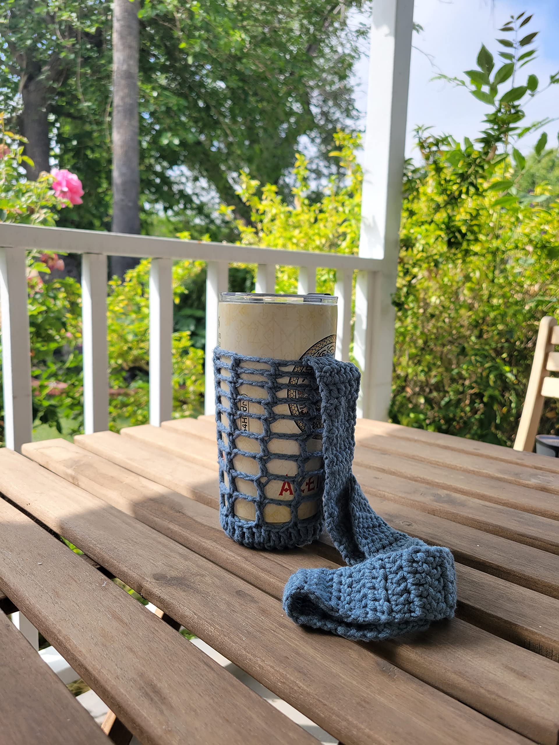 Crochet Adjustable Cross Body Water Bottle Holder with Strap - Hands-Free Bottle Carrier for Hiking, Running, Gym & Outdoor Activities (Blue)