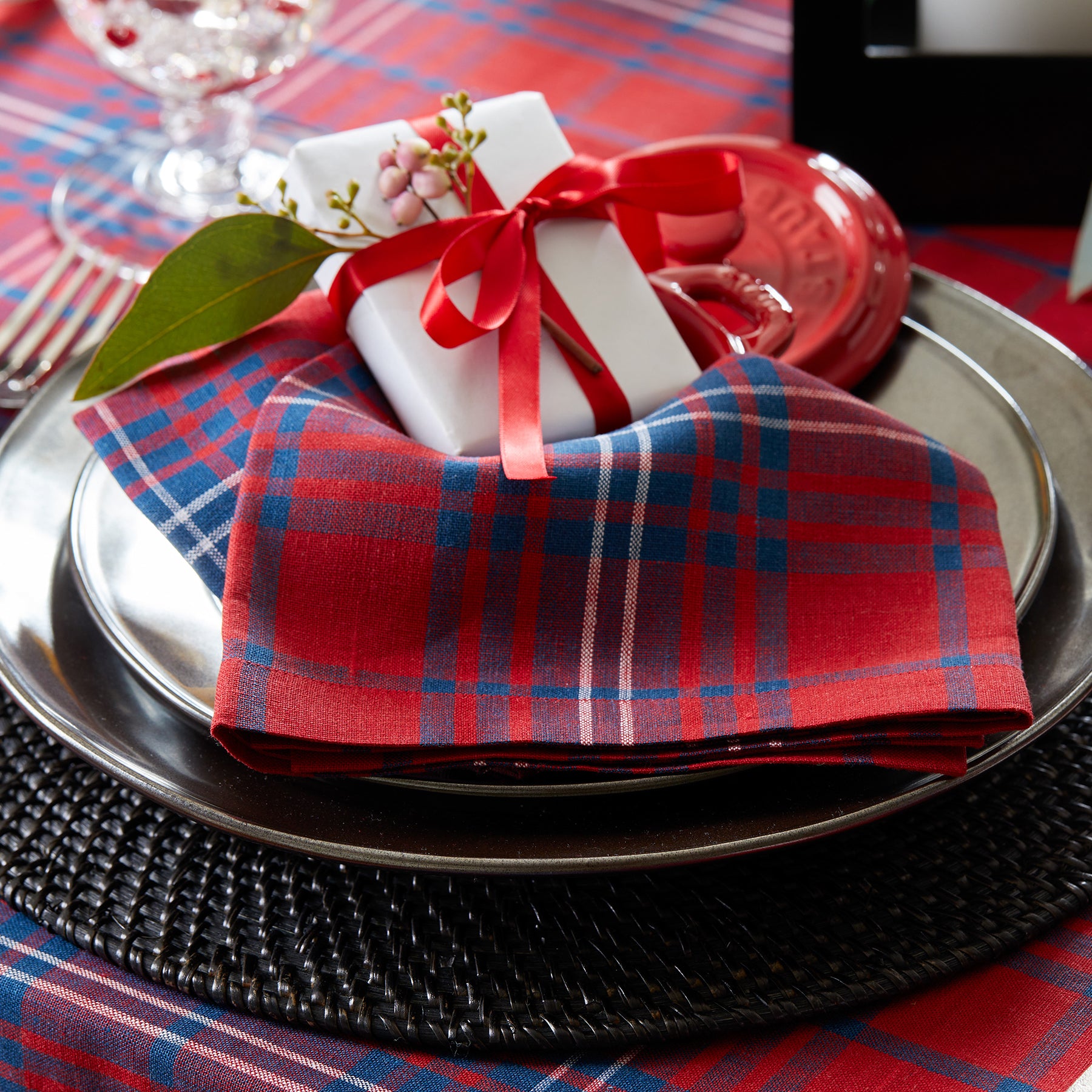 Premium Red Tartan Plaid Napkins Set of 4 - 100% Cotton Decorative Table Linens for Christmas Dinner, Holiday Parties & Scottish-Themed Events