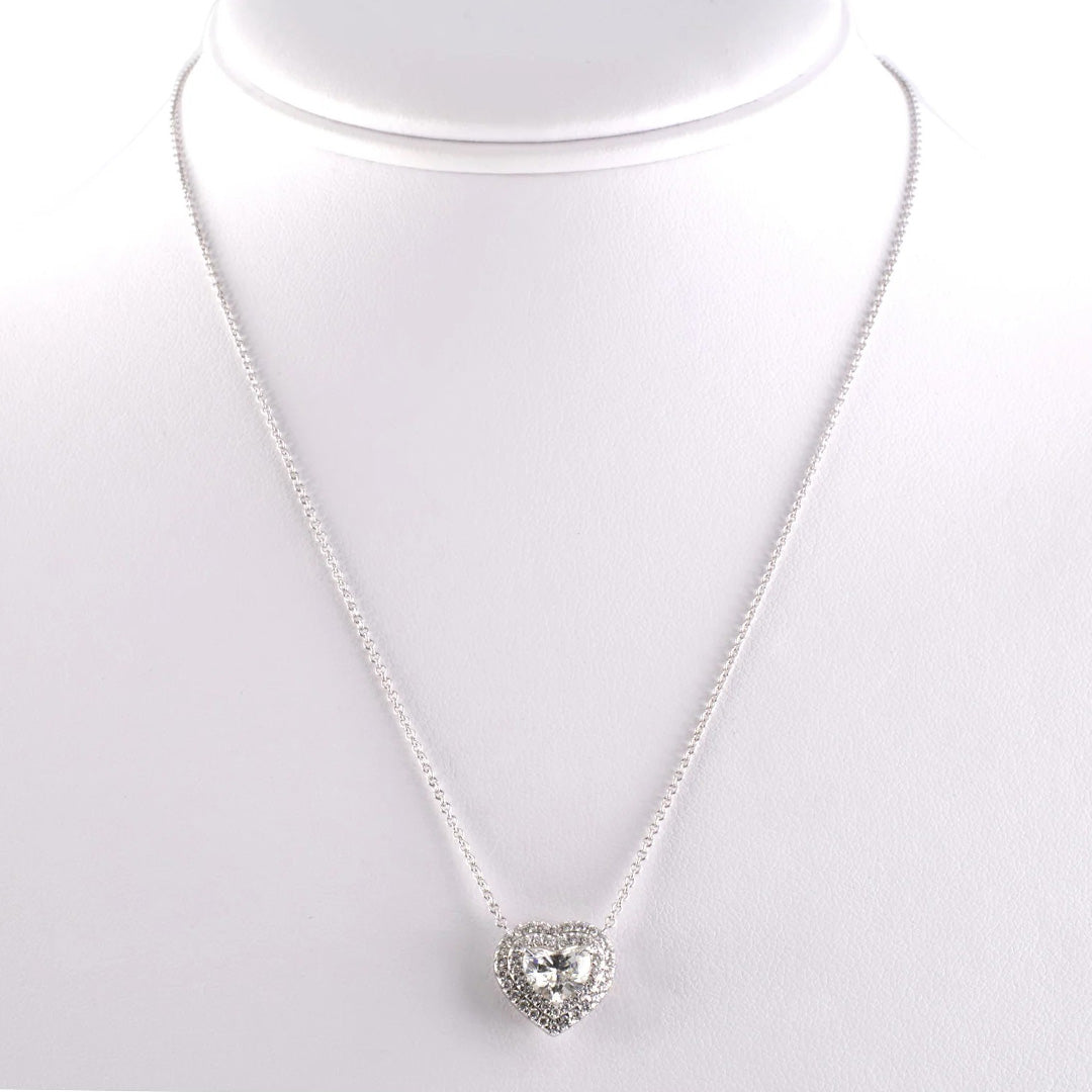 Exquisite Diamond Heart Shaped Cluster Pendant Necklace - 14K Gold Elegant Jewelry for Women - Perfect Gift for Valentine's Day, Anniversary & Romantic Occasions