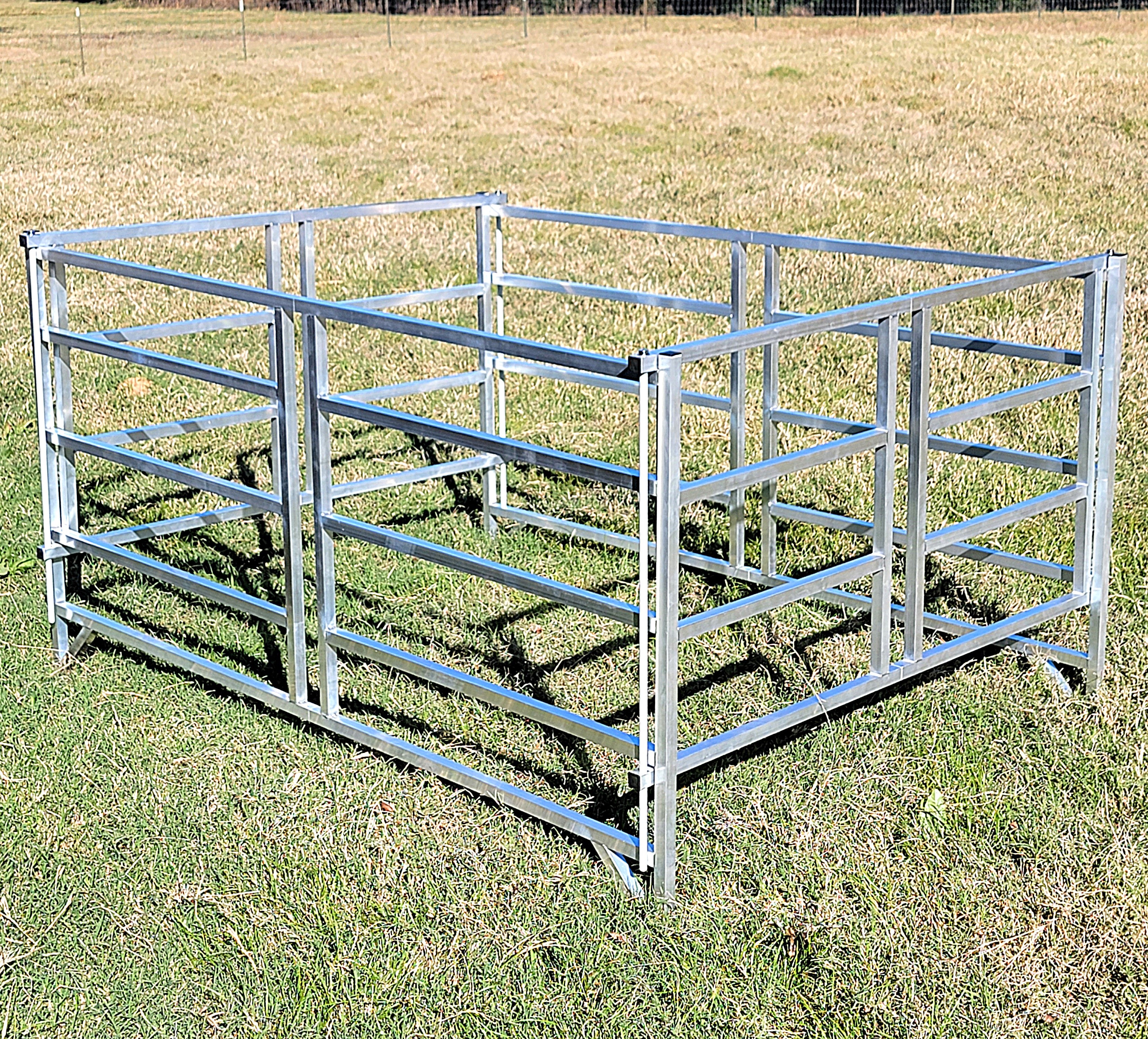Collapsible Aluminum Round Hay Feeder for Sheep, Goats, Llamas & Alpacas - Fits 4x4, 4x5 & 4x6 Bales - Durable Portable Feed Trough for Pasture, Barn & Farm Use