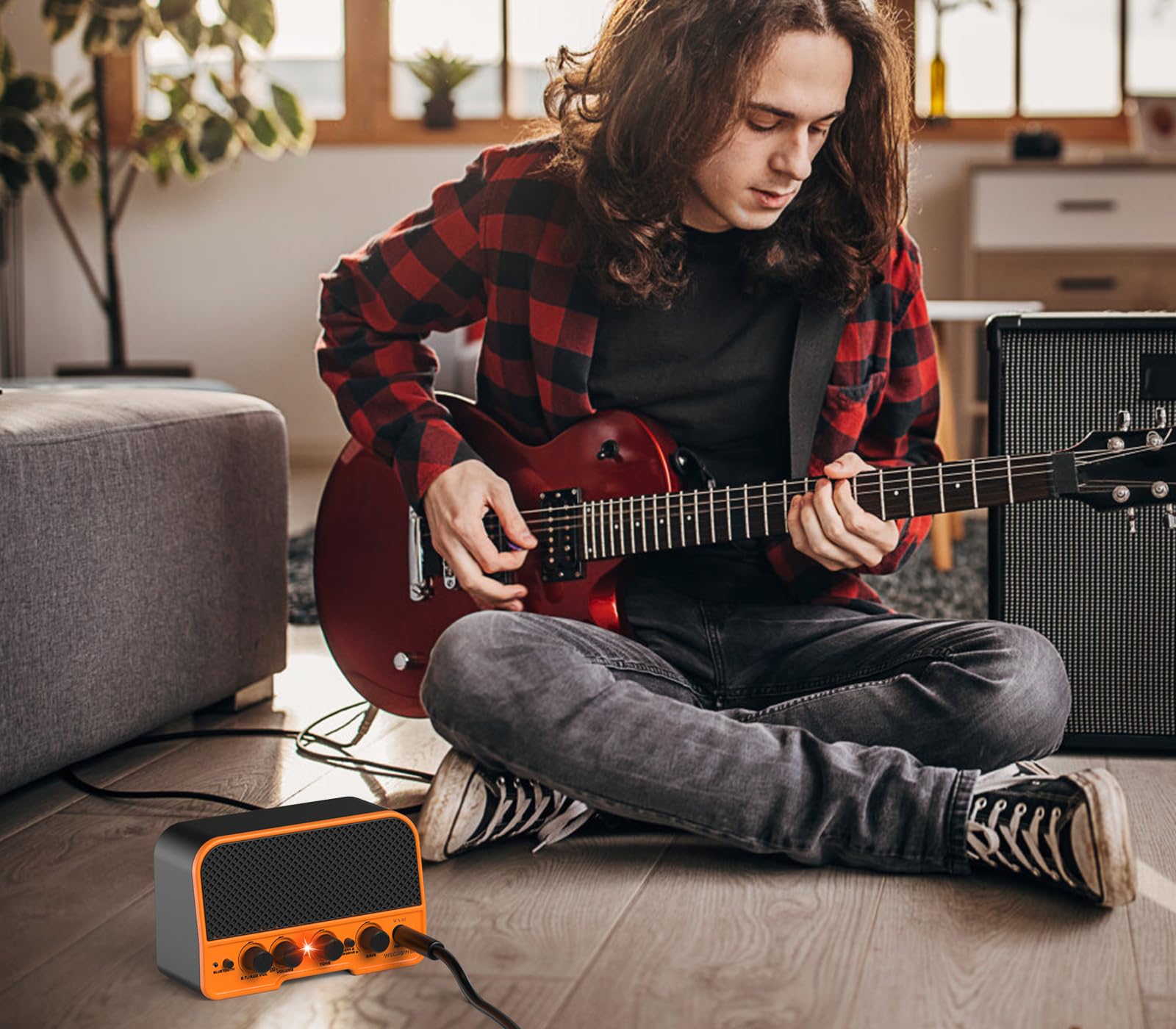 5W Rechargeable Bluetooth Electric Guitar Amplifier with Clean/Overdrive Effects & Headphone Output - Portable Mini Guitar Amp for Practice, Home Studio & Live Performances