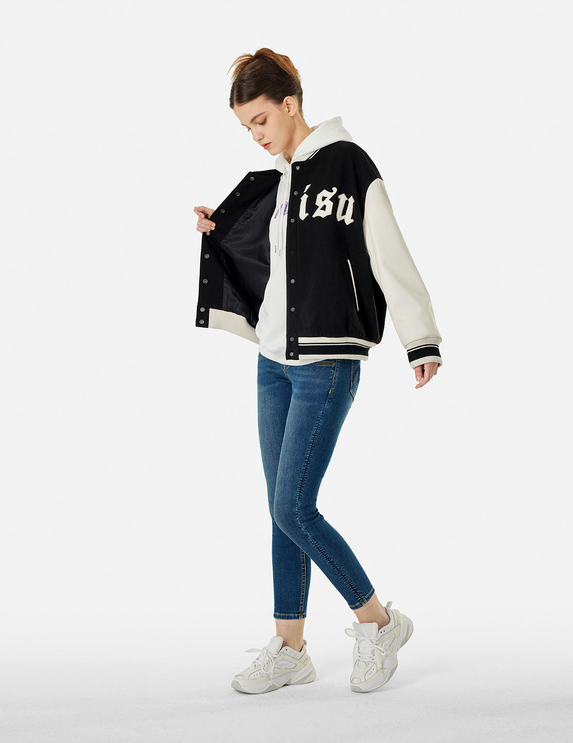 Stylish Kamon & Logo Embroidered Varsity Jacket for Men & Women - Trendy Fashion Outerwear for Casual Wear, Street Style & College Events