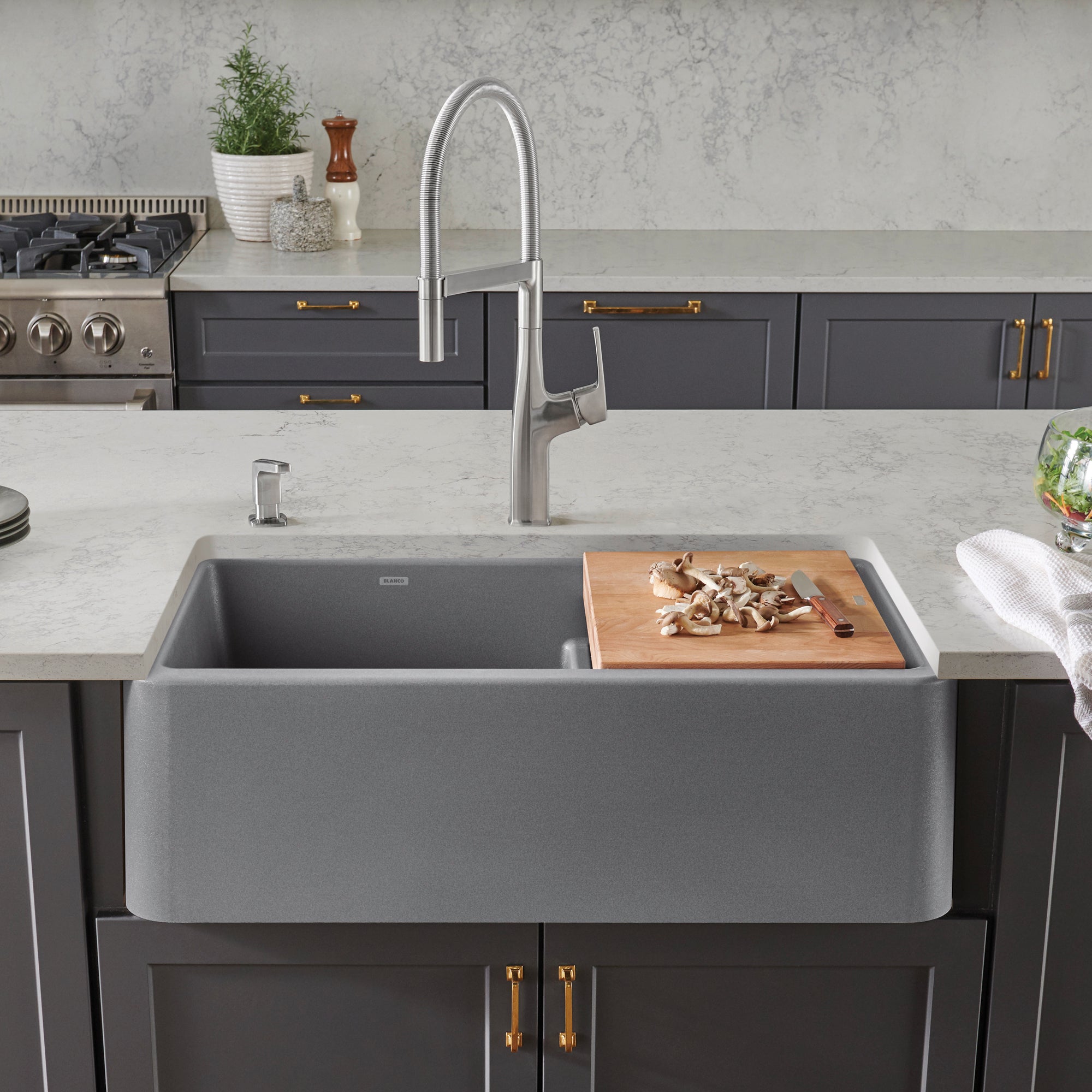 BLANCO IKON Silgranit 33-Inch Double Bowl 60/40 Farmhouse Kitchen Sink with Low Divide - Perfect for Large Meal Prep, Dishwashing & Entertaining in Modern Farmhouse & Rustic Style Kitchens