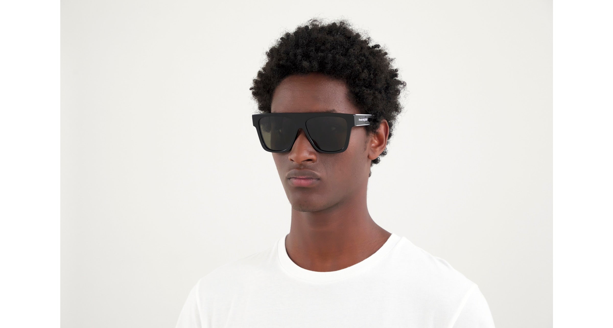 Alexander McQueen AM0302S Sunglasses - Luxury Designer Shades for Men & Women | UV Protection, Stylish & Comfortable | Perfect for Outdoor Activities, Travel & Fashion Statements
